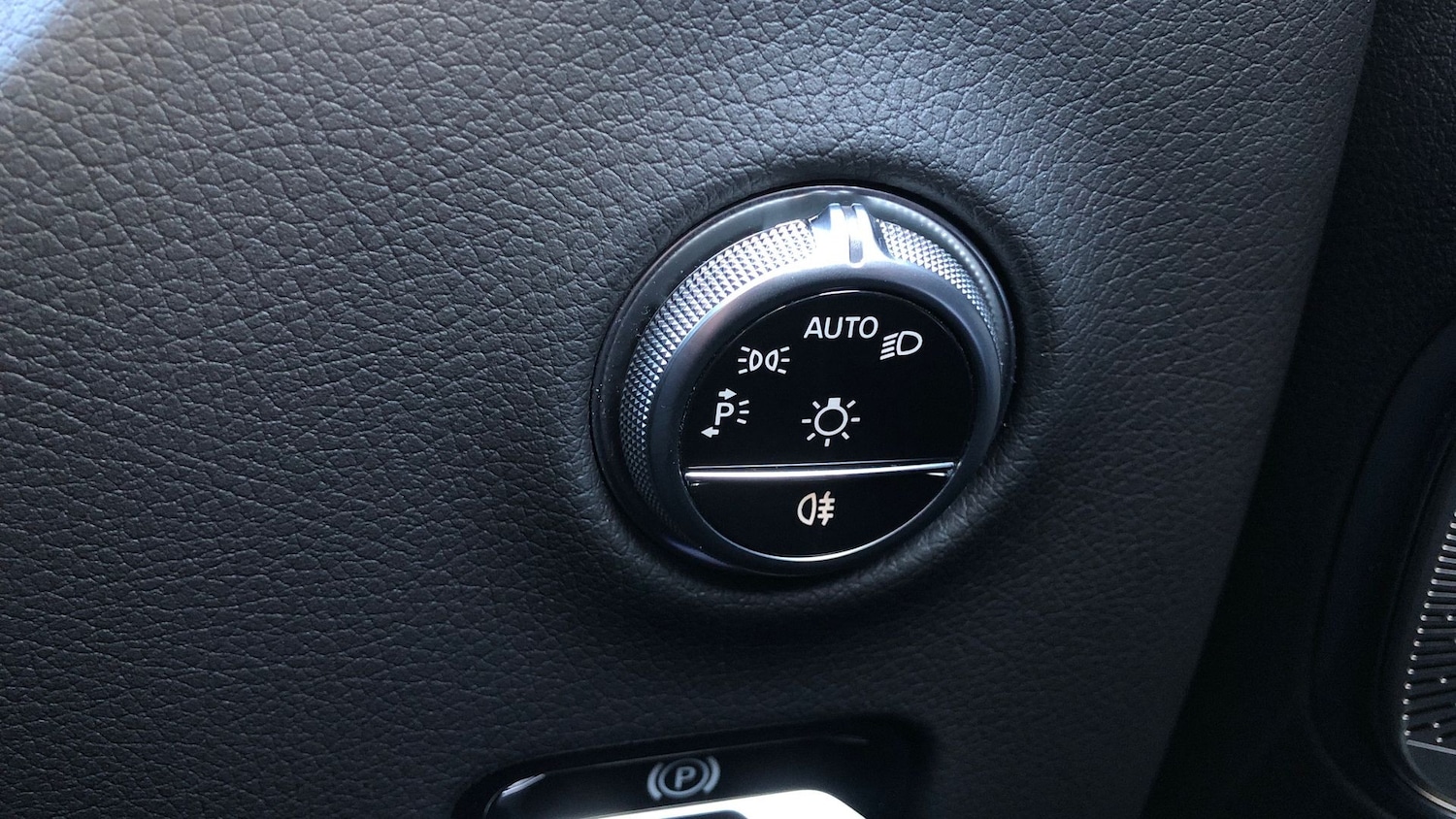 Used Mercedes-Benz GLC 2024 for sale - 76413515: Photo 27