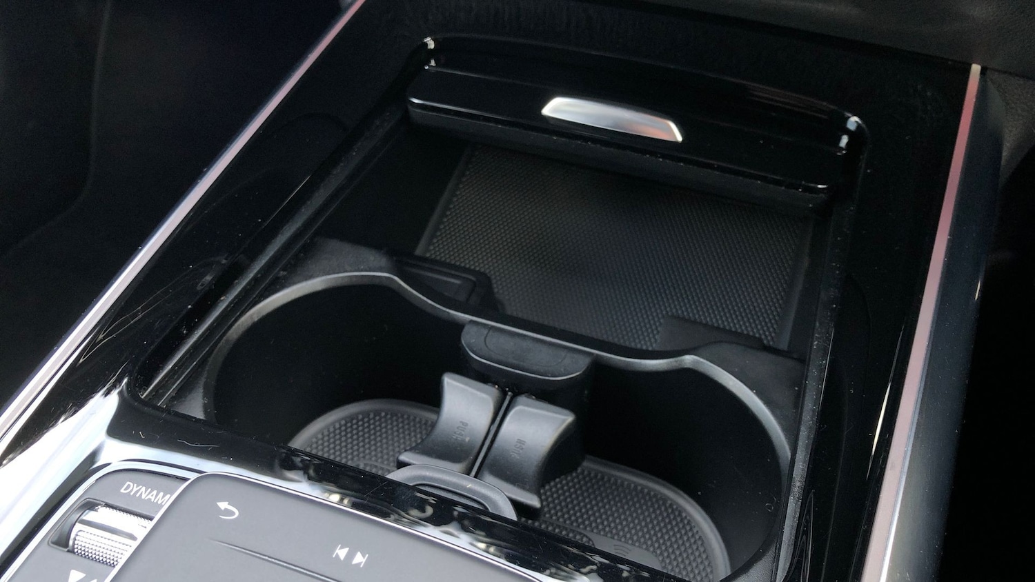 Used Mercedes-Benz GLA 2022 for sale - 76536972: Photo 32