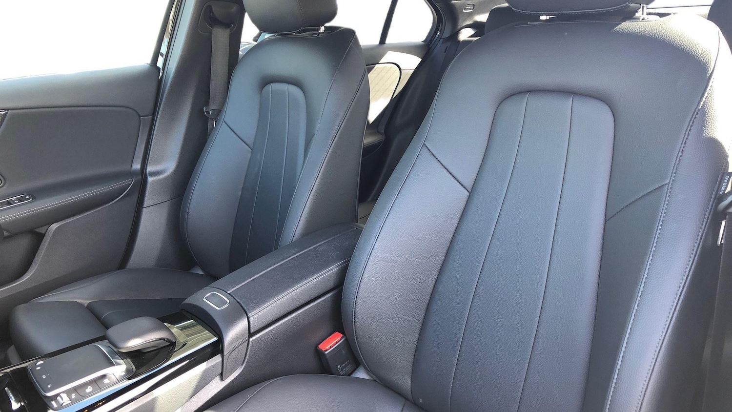 Used Mercedes-Benz A-Class 2022 for sale - 76413659: Photo 34