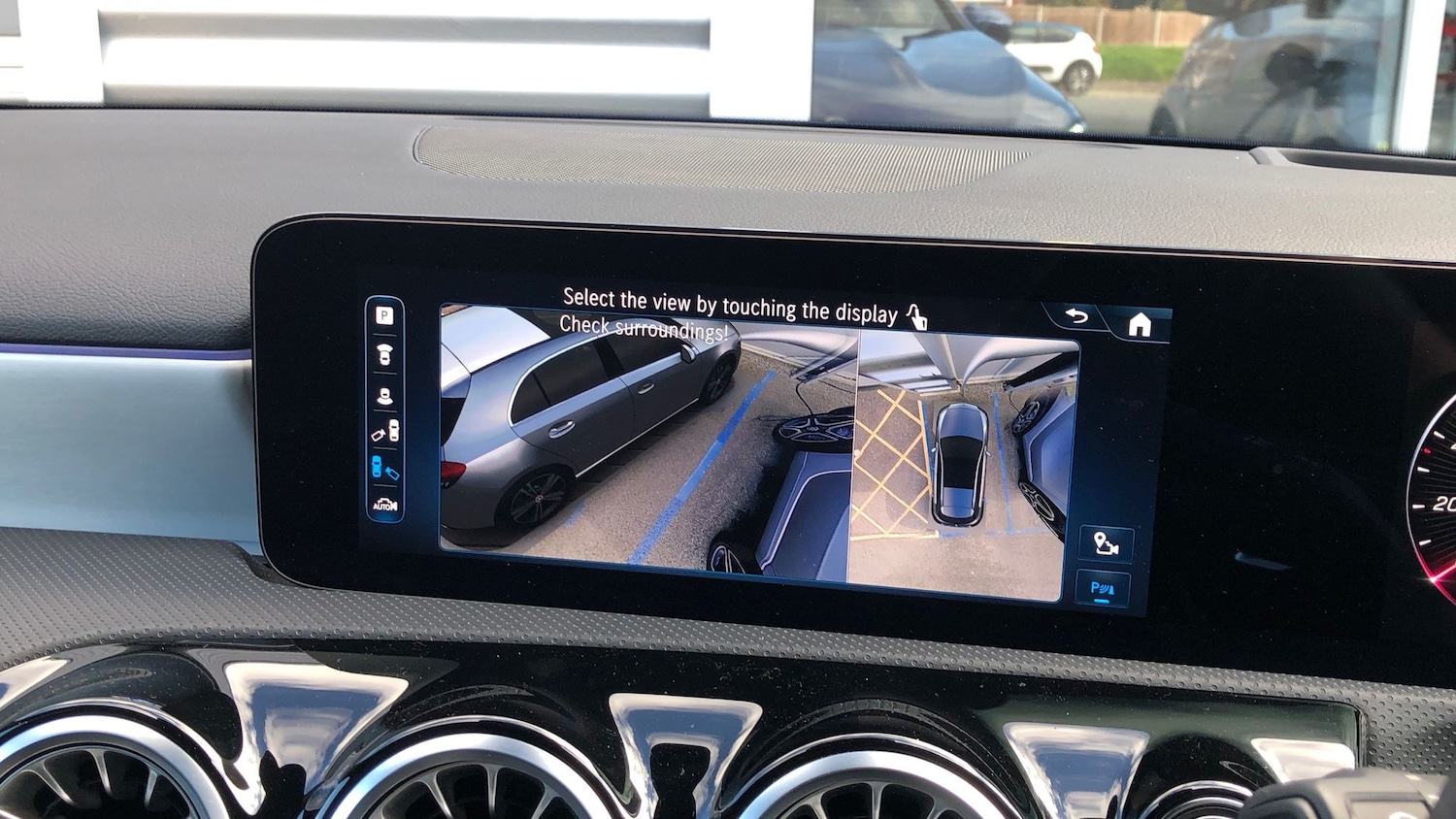 Used Mercedes-Benz A-Class 2023 for sale - 76413528: Photo 35