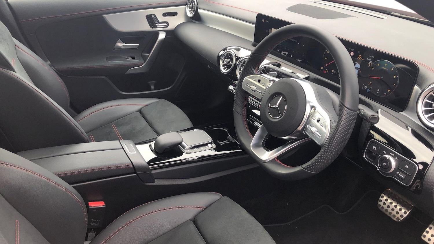 Used Mercedes-Benz CLA 2023 for sale - 76413485: Photo 3