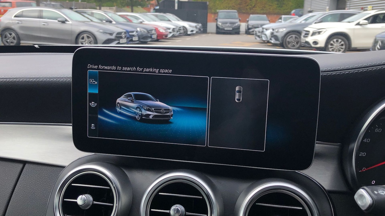 Used Mercedes-Benz C Class 2019 for sale - 76413632: Photo 27