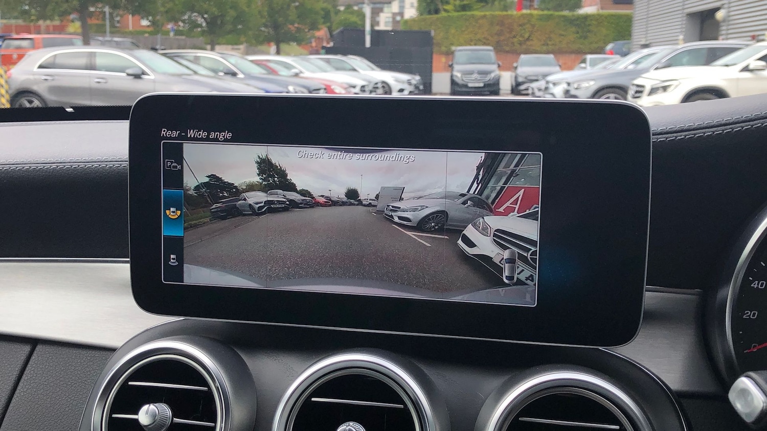 Used Mercedes-Benz C Class 2019 for sale - 76413632: Photo 28