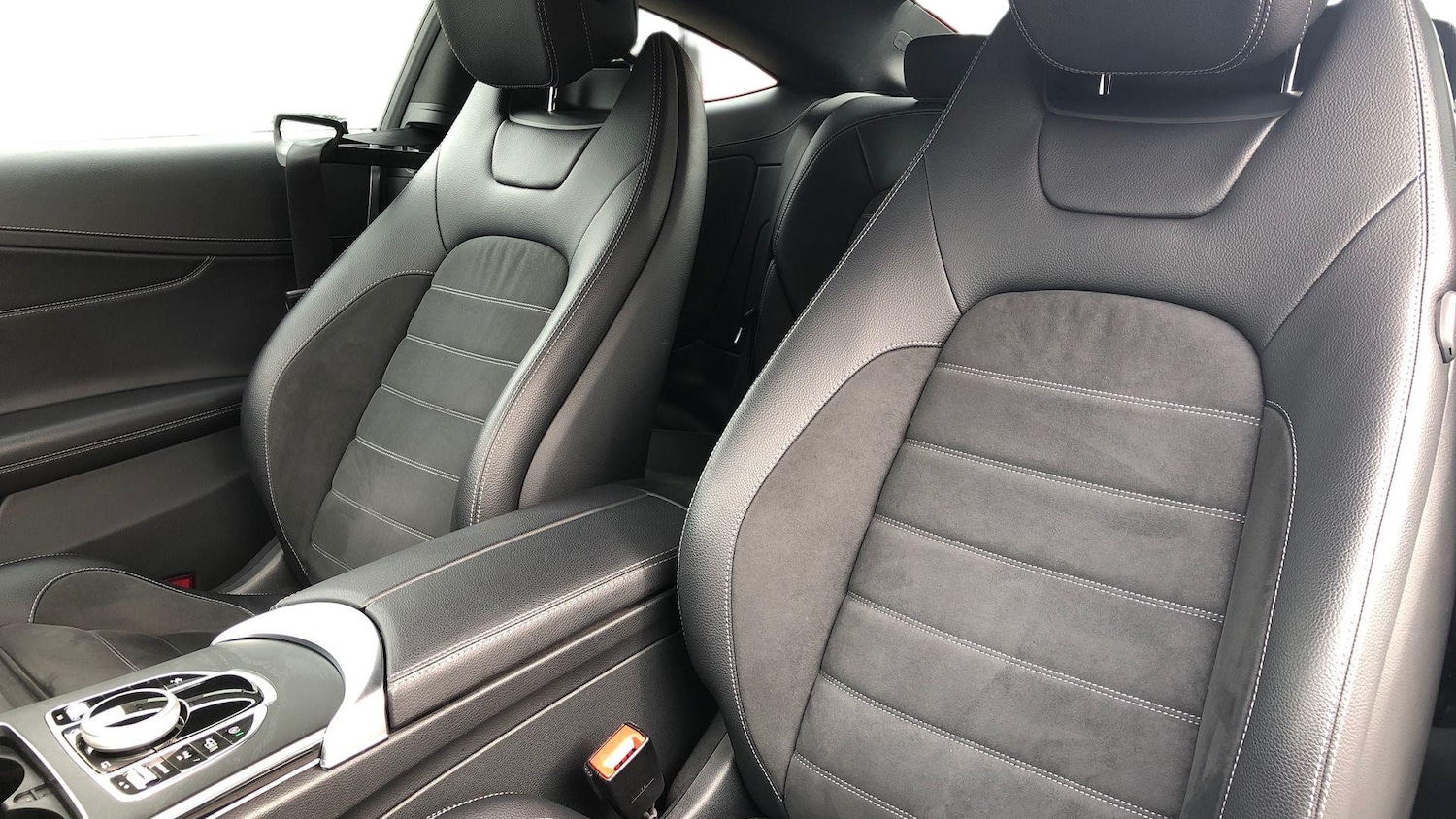 Used Mercedes-Benz C Class 2019 for sale - 76413632: Photo 35