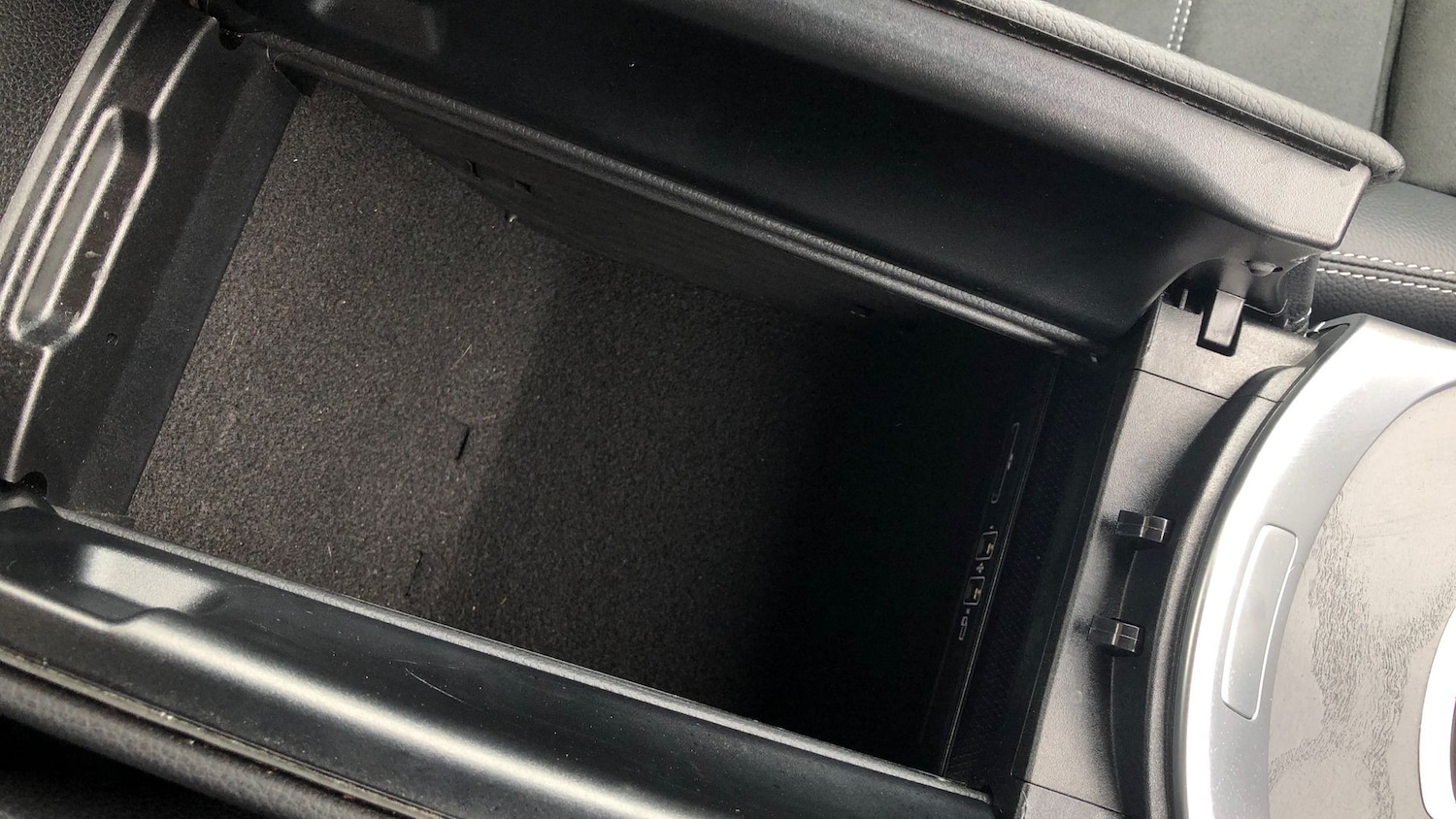 Used Mercedes-Benz C Class 2019 for sale - 76413632: Photo 40