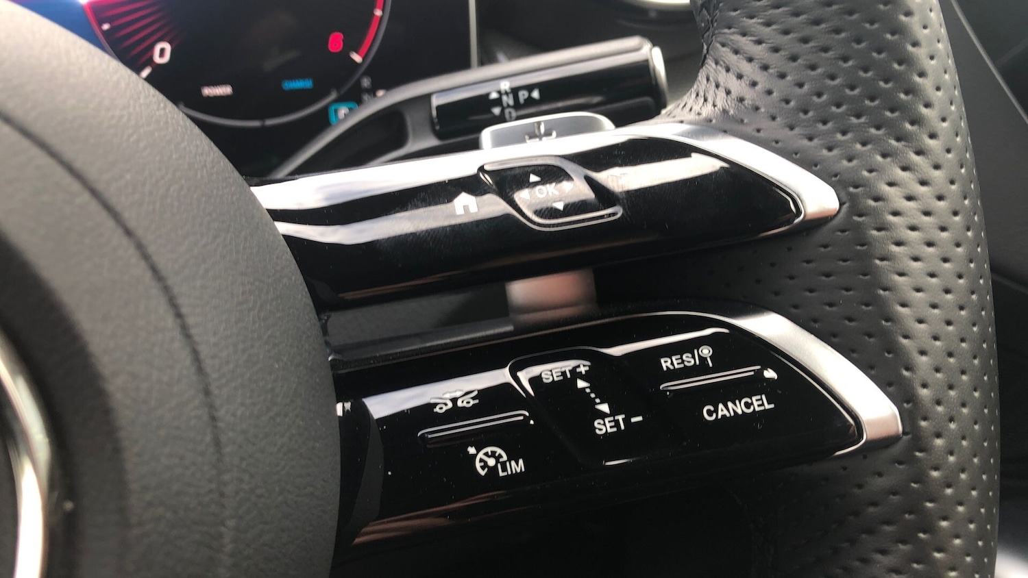 Used Mercedes-Benz GLC 2024 for sale - 76413617: Photo 12