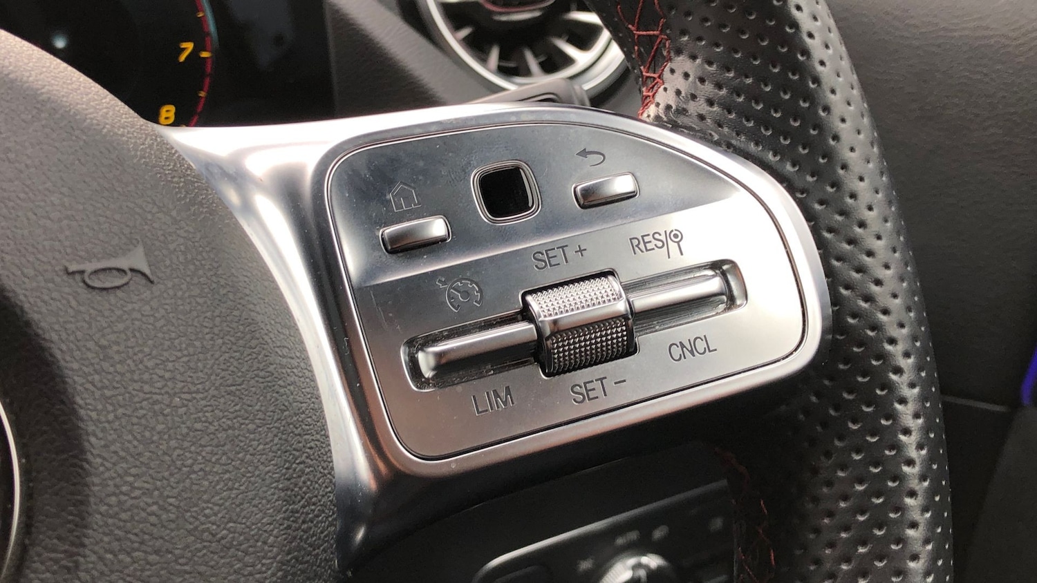 Used Mercedes-Benz GLA 2022 for sale - 76951488: Photo 22