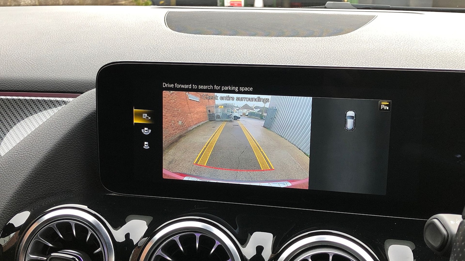 Used Mercedes-Benz GLA 2022 for sale - 76951488: Photo 36