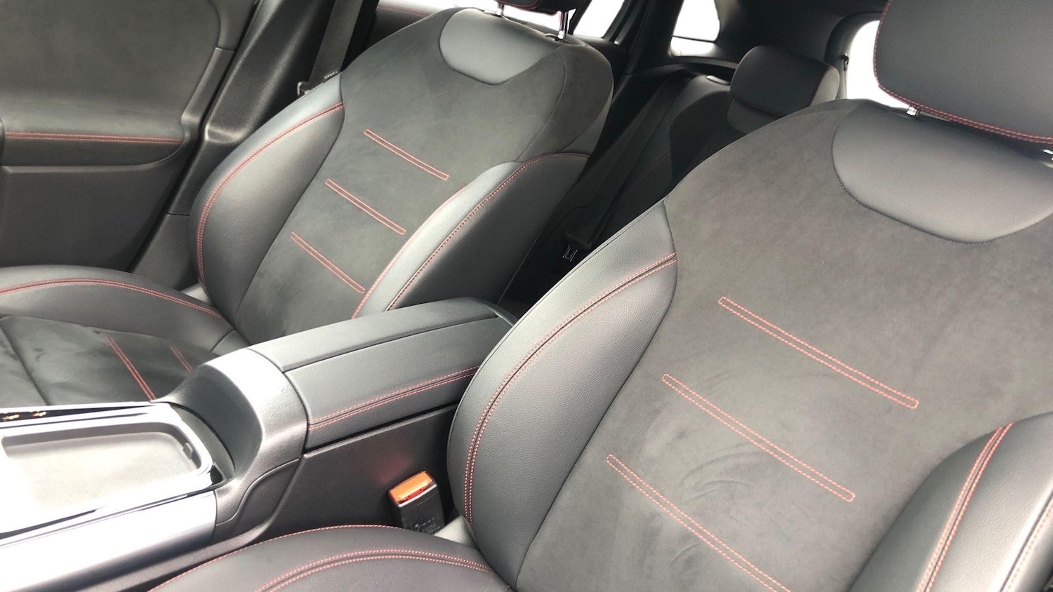 Used Mercedes-Benz GLA 2024 for sale - 76413514: Photo 11