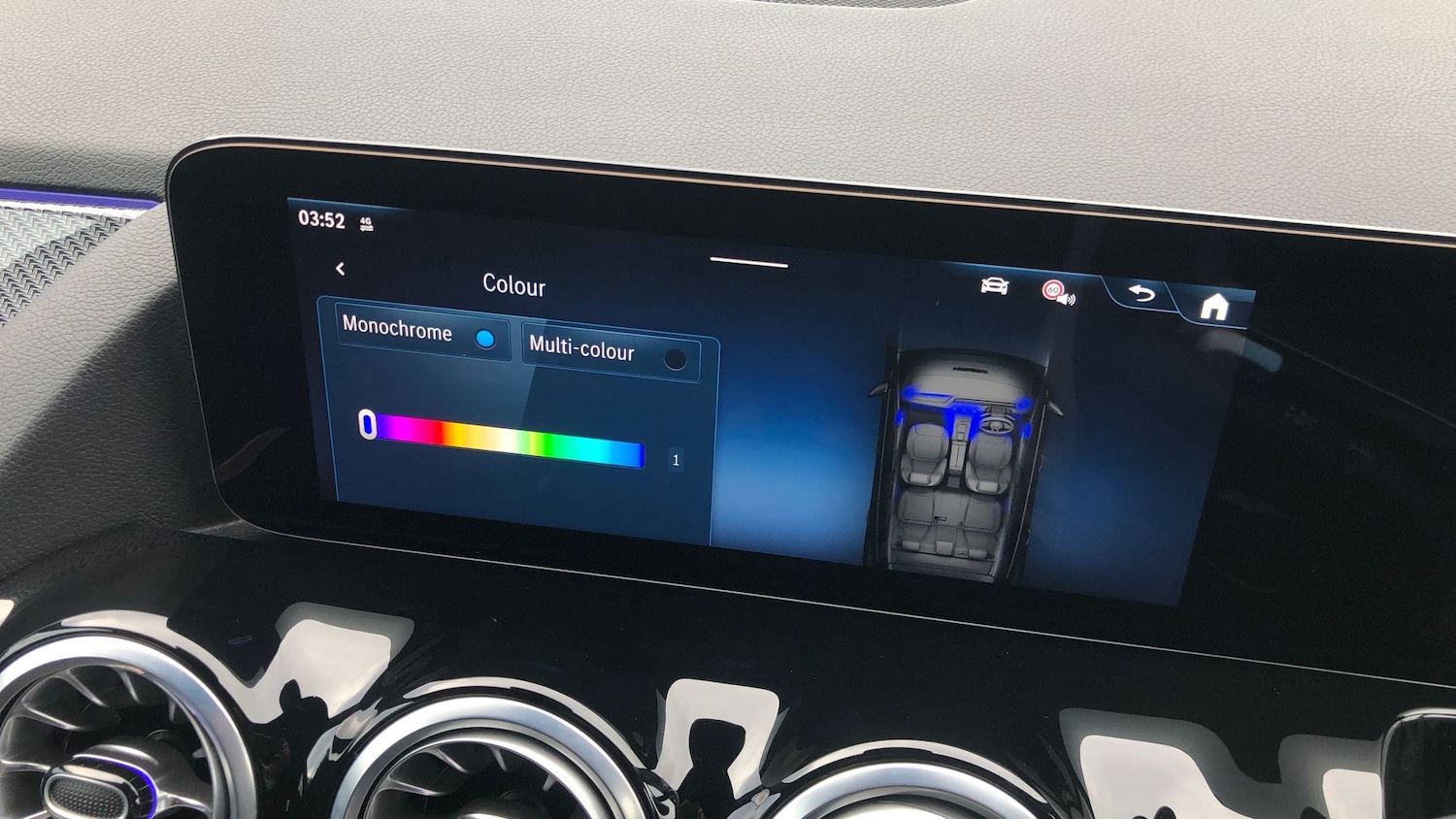 Used Mercedes-Benz GLA 2024 for sale - 76413514: Photo 30