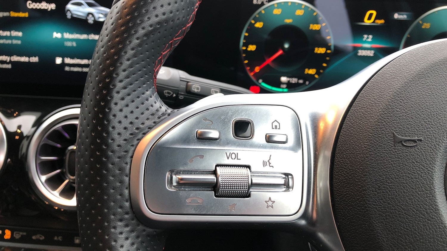 Used Mercedes-Benz EQA 2021 for sale - 76949464: Photo 19