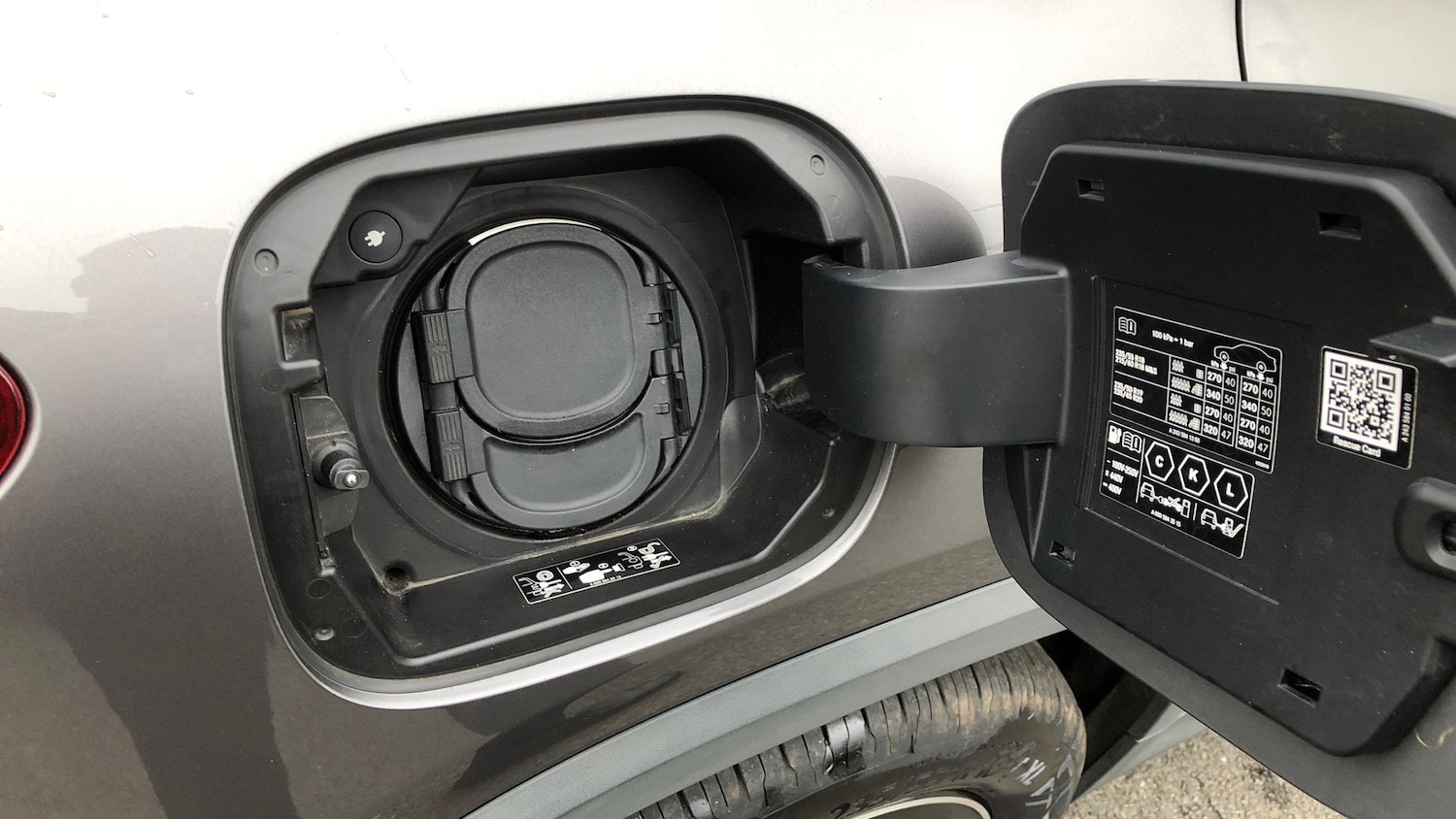 Used Mercedes-Benz EQA 2021 for sale - 76949464: Photo 25