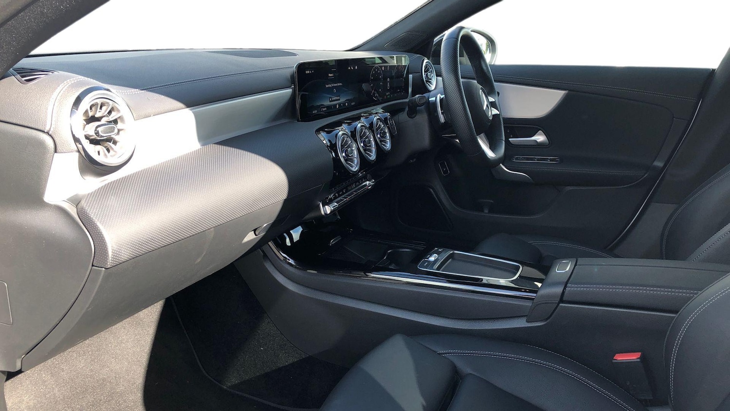 Used Mercedes-Benz CLA 2024 for sale - 76413589: Photo 8