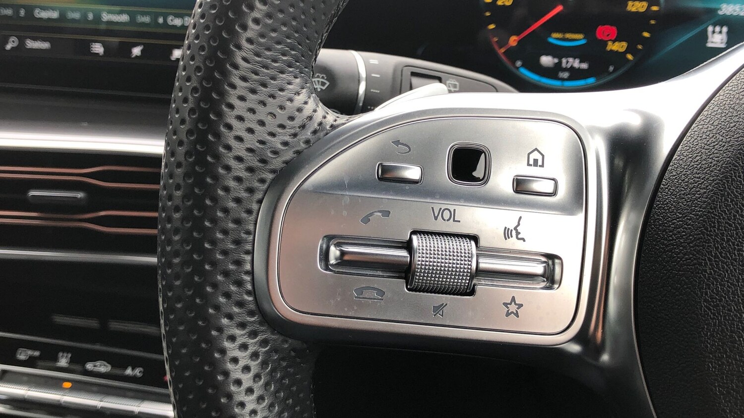 Used Mercedes-Benz EQC 2022 for sale - 76413554: Photo 19