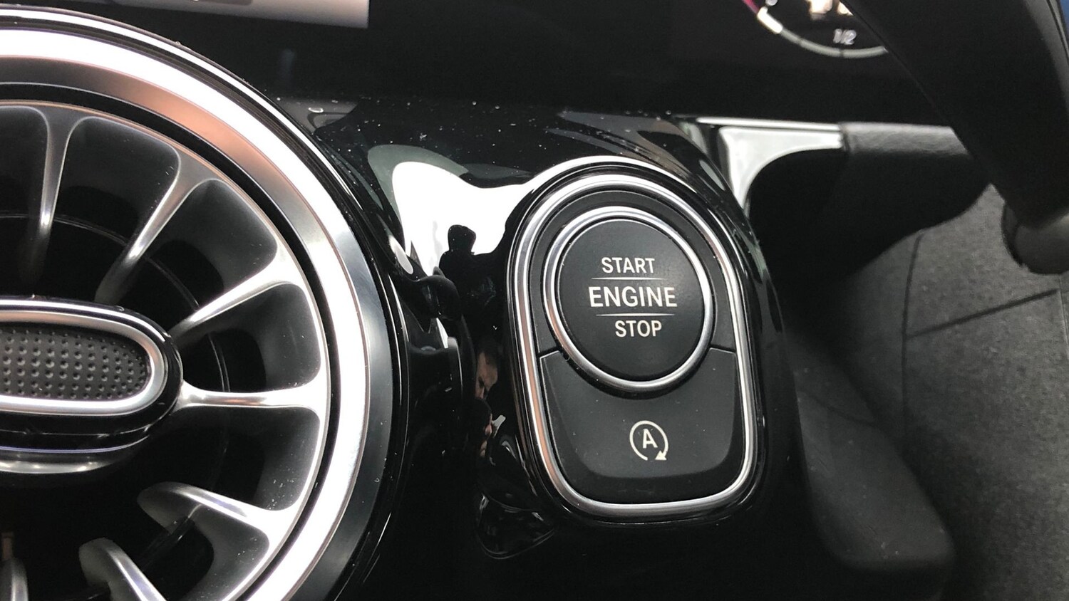 Used Mercedes-Benz GLA 2023 for sale - 76413455: Photo 30