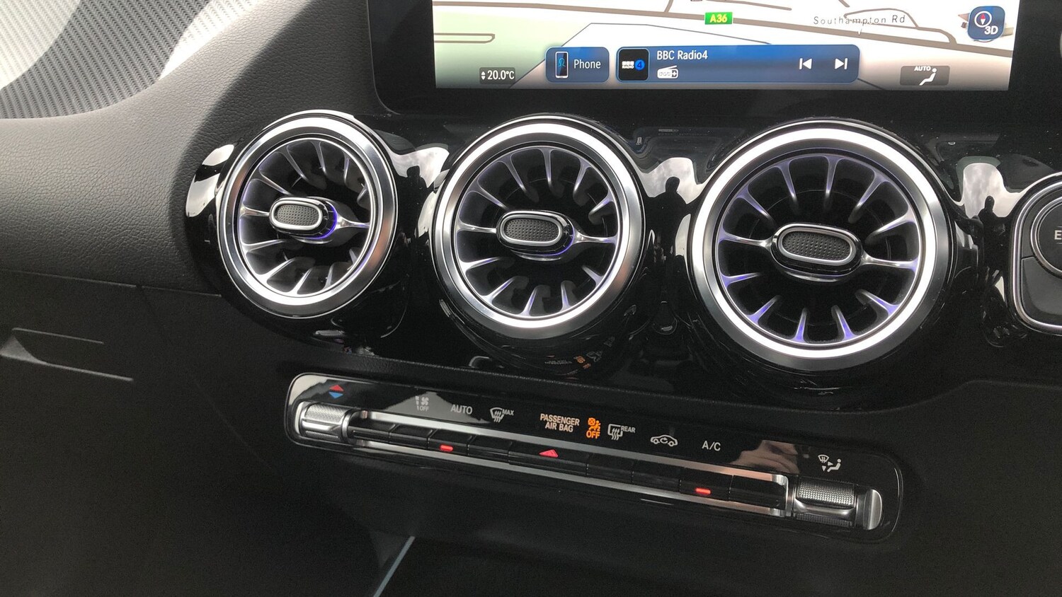 Used Mercedes-Benz GLA 2023 for sale - 76413455: Photo 31