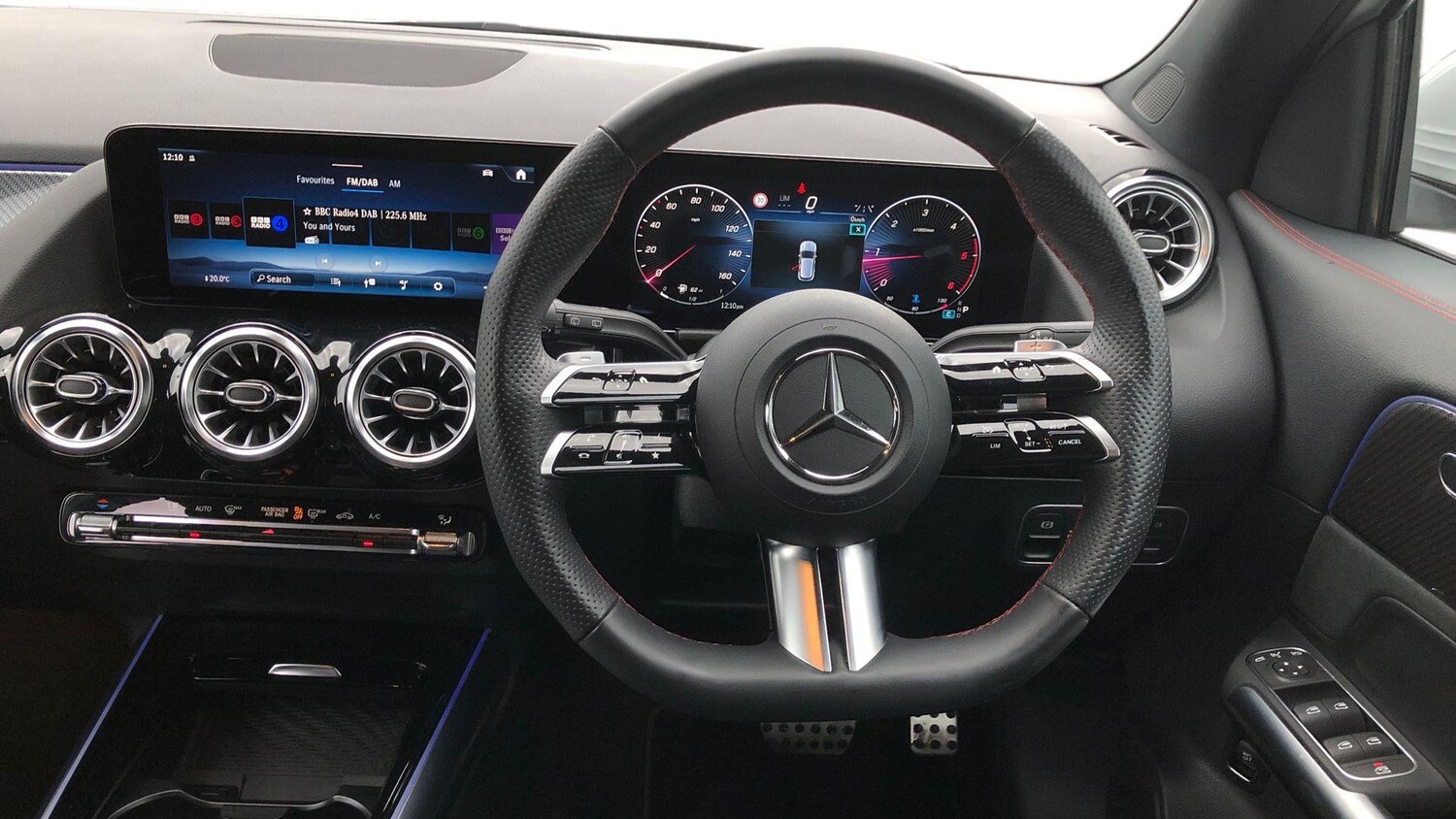 Used Mercedes-Benz GLA 2023 for sale - 76413455: Photo 9