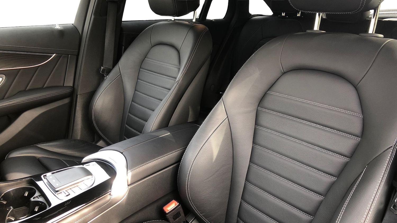 Used Mercedes-Benz EQC 2022 for sale - 76413435: Photo 11