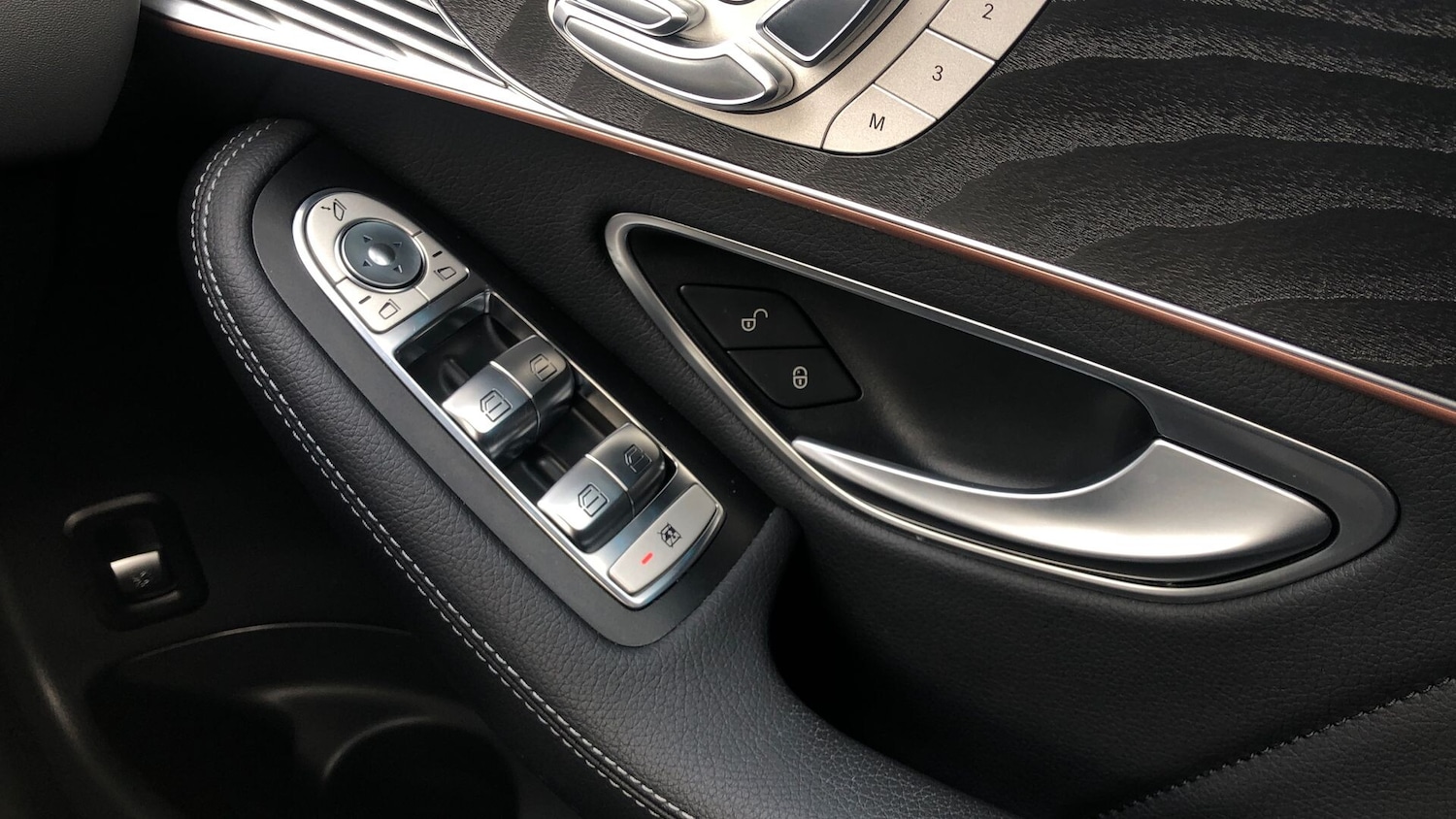 Used Mercedes-Benz EQC 2022 for sale - 76413435: Photo 26