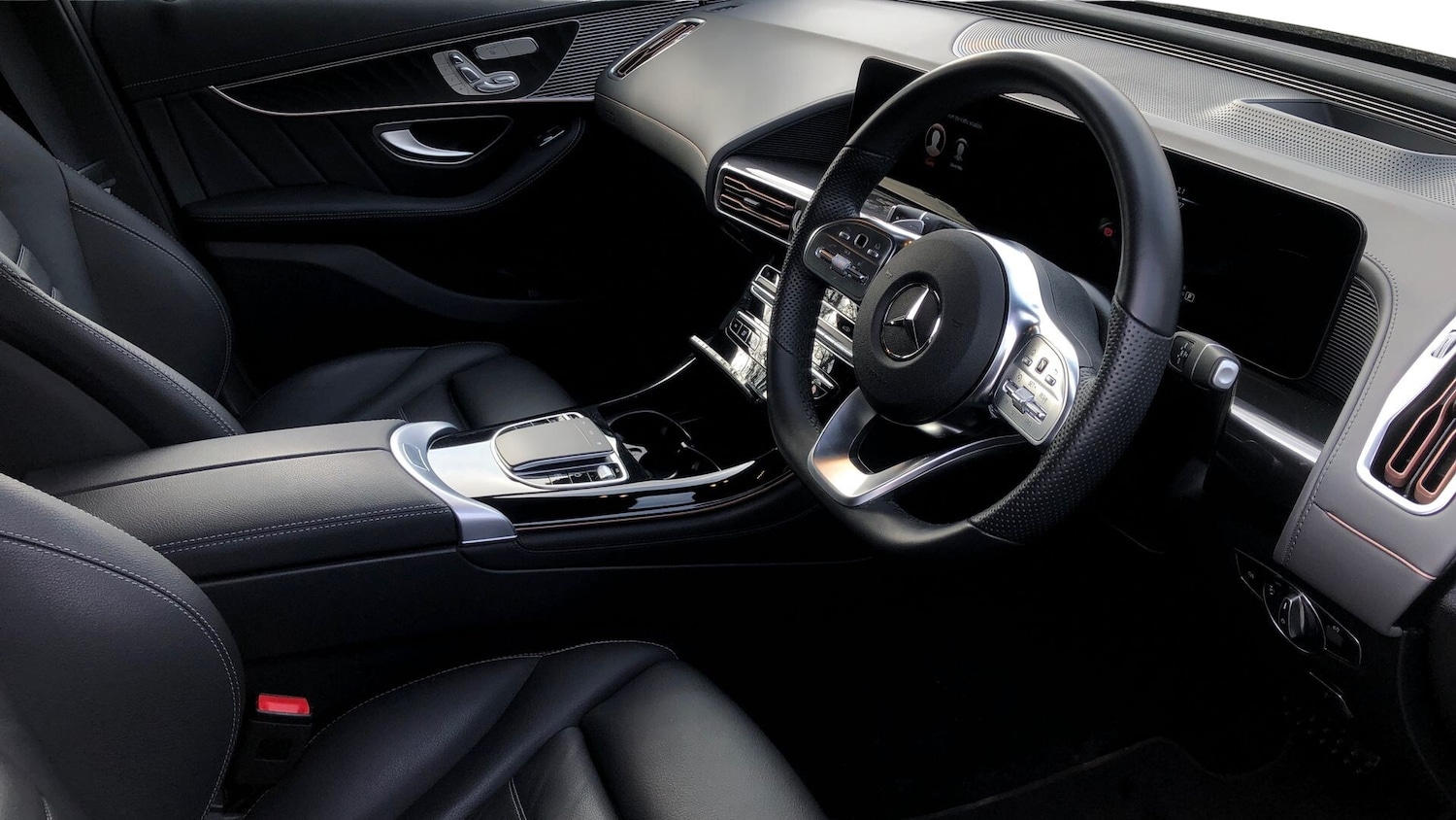 Used Mercedes-Benz EQC 2022 for sale - 76413435: Photo 3