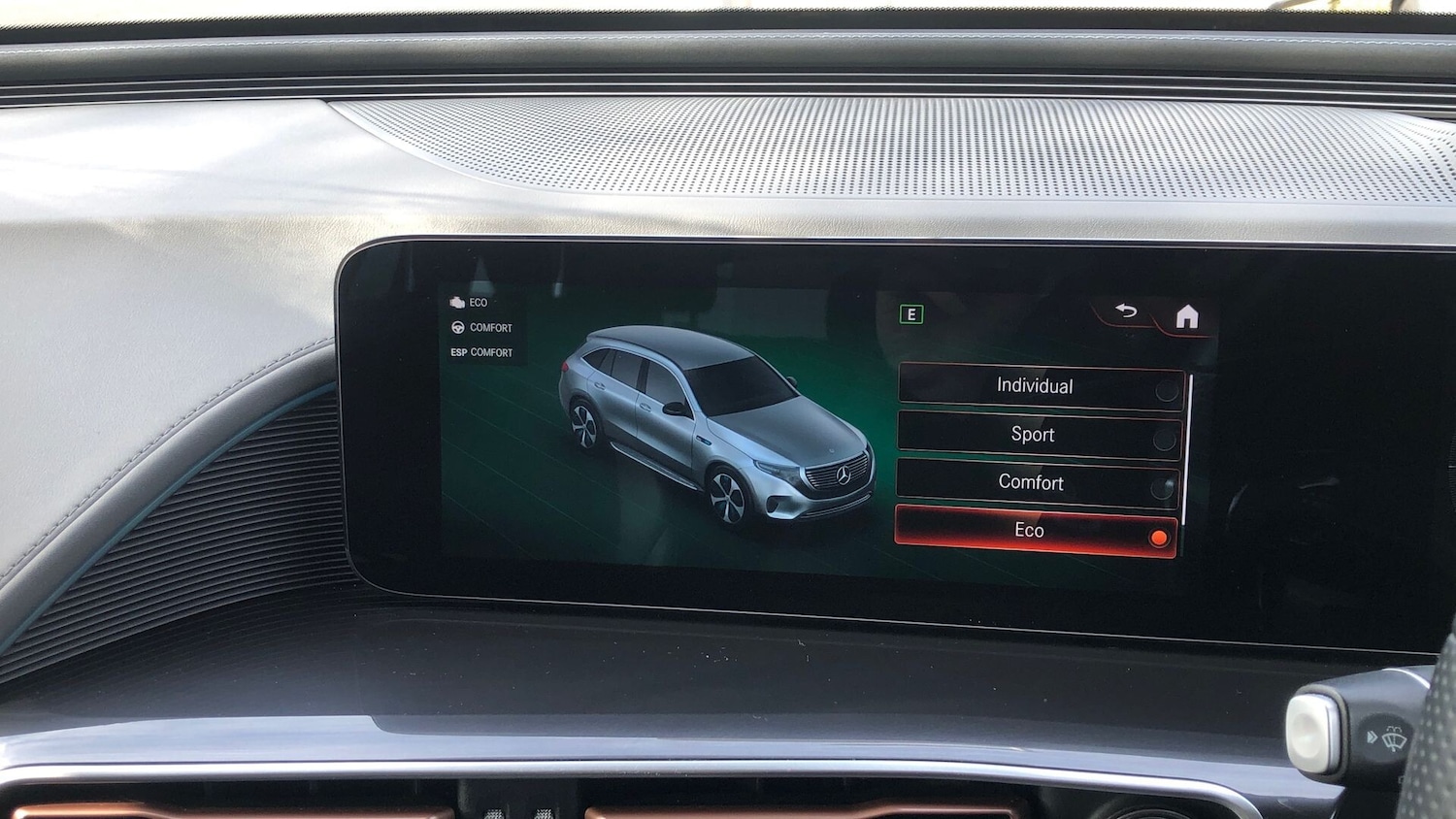 Used Mercedes-Benz EQC 2022 for sale - 76413435: Photo 37