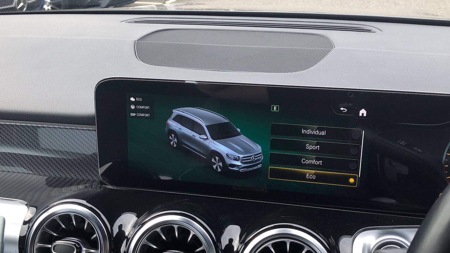 Used Mercedes-Benz GLB 2022 for sale - 76413505: Photo 35