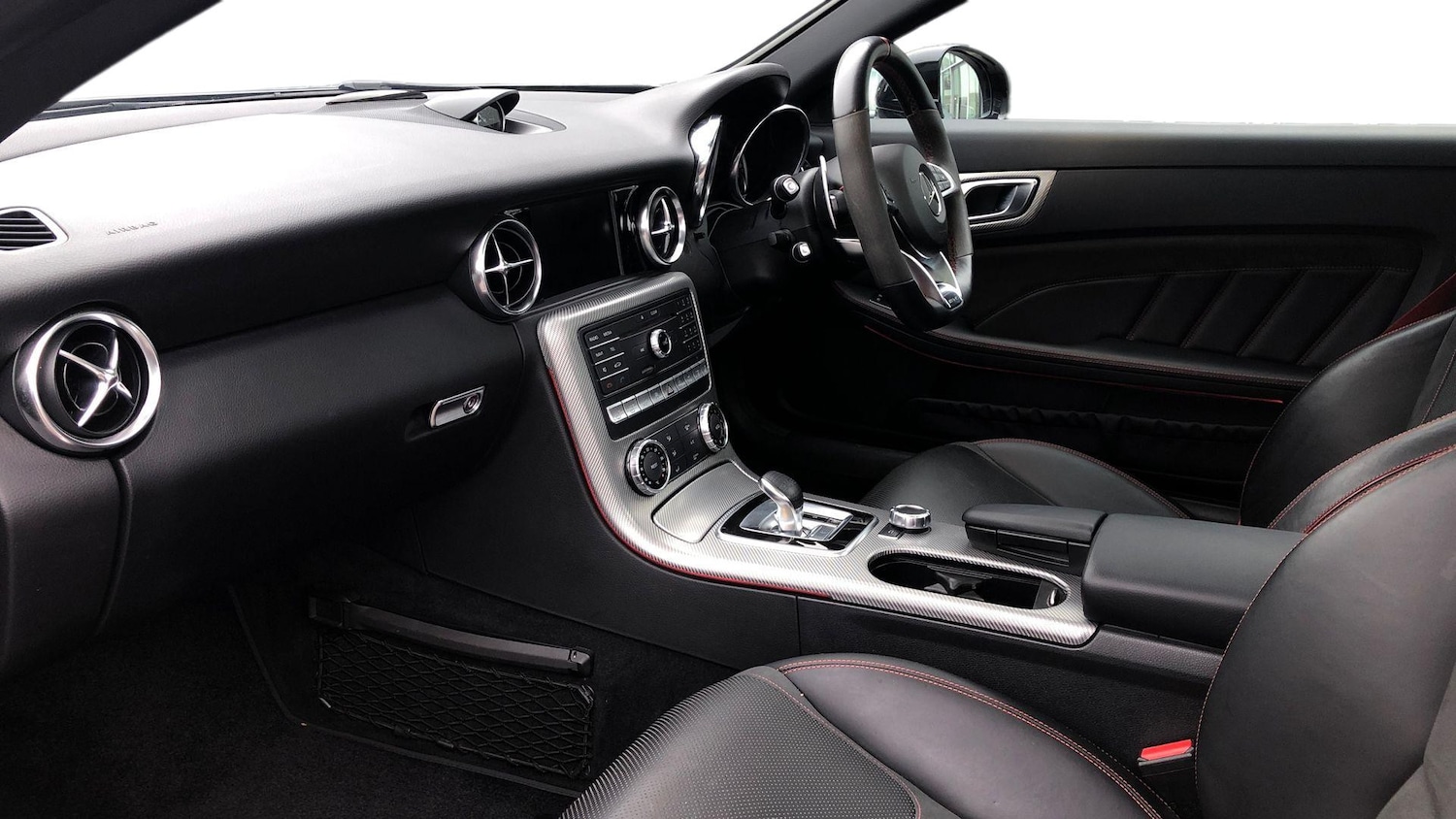 Used Mercedes-Benz SLC 2019 for sale - 76413524: Photo 8