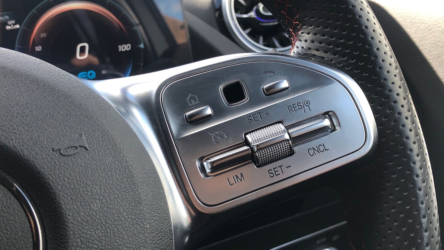 Used Mercedes-Benz EQA 2023 for sale - 76413641: Photo 13