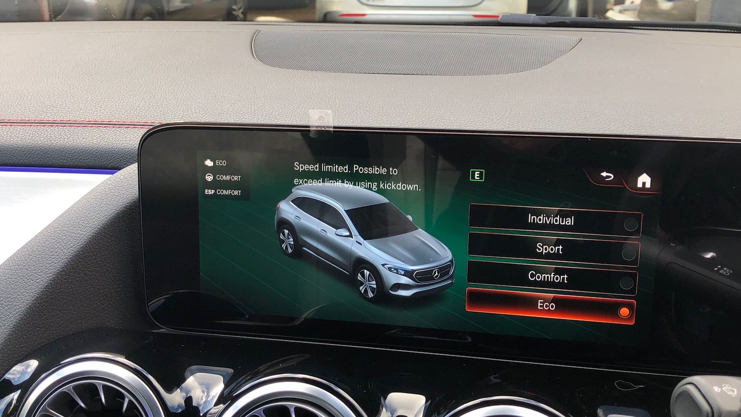 Used Mercedes-Benz EQA 2023 for sale - 76413641: Photo 23