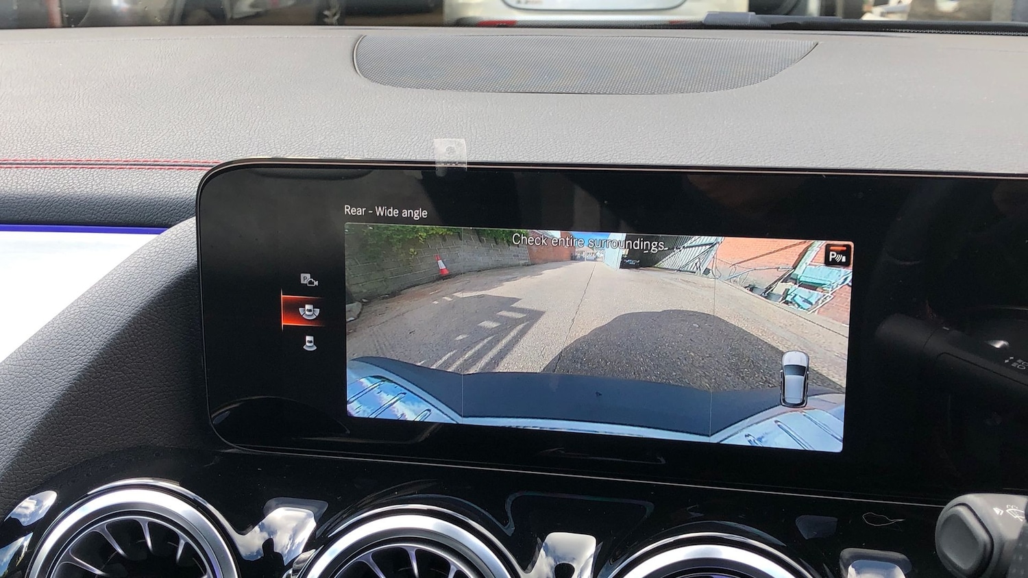 Used Mercedes-Benz EQA 2023 for sale - 76413641: Photo 25