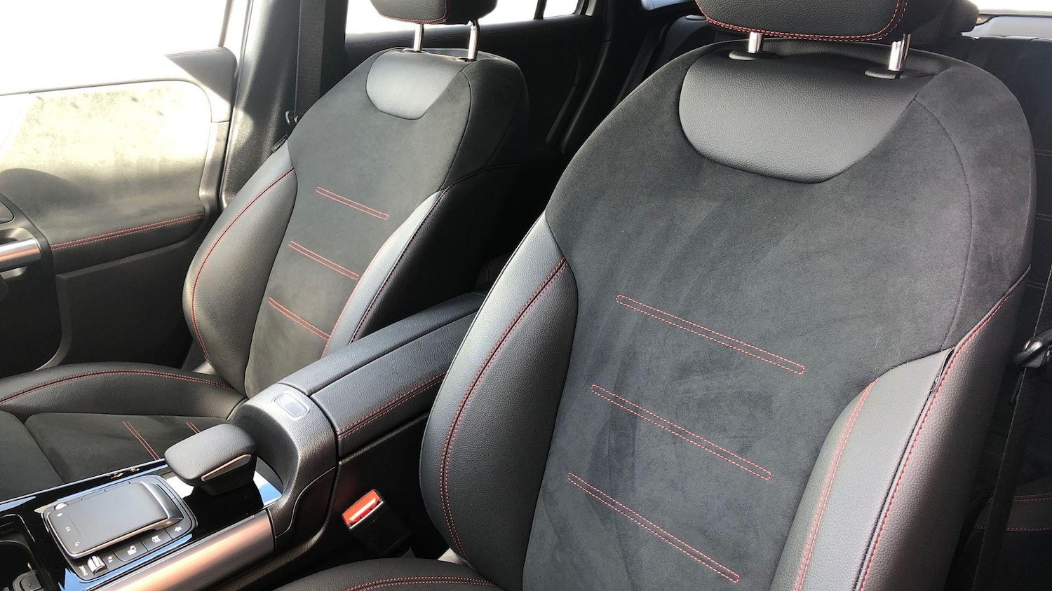 Used Mercedes-Benz EQA 2023 for sale - 76413641: Photo 32