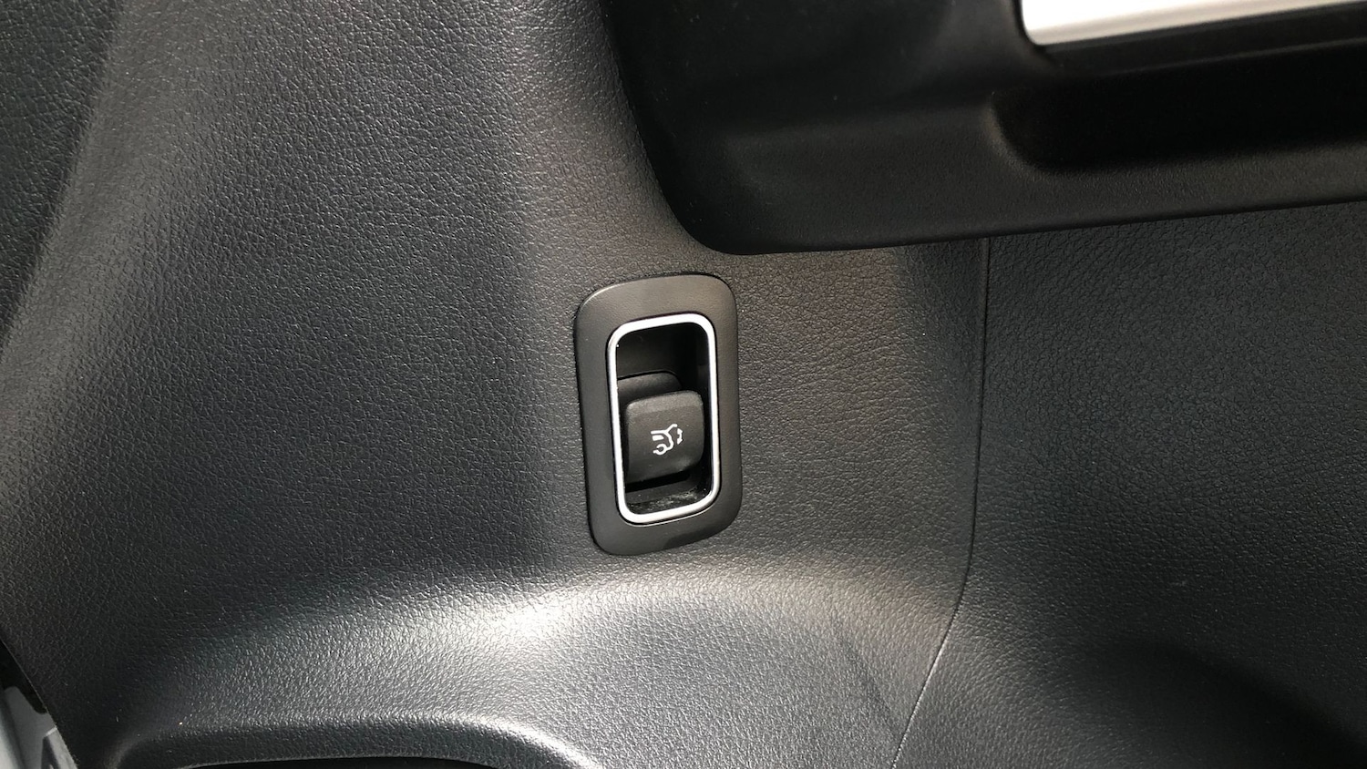 Used Mercedes-Benz GLB 2024 for sale - 77304807: Photo 30