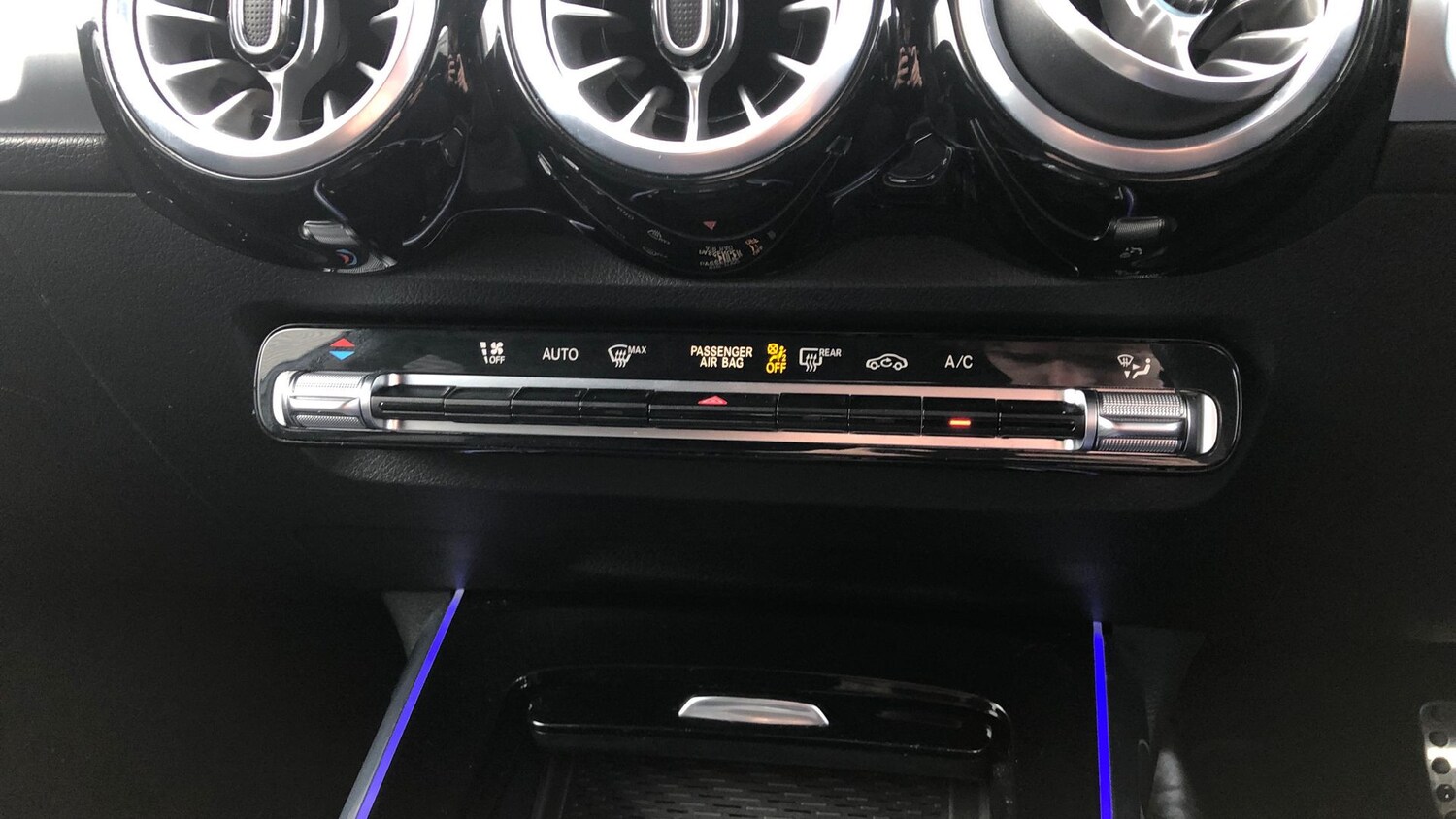 Used Mercedes-Benz GLB 2024 for sale - 77304807: Photo 35