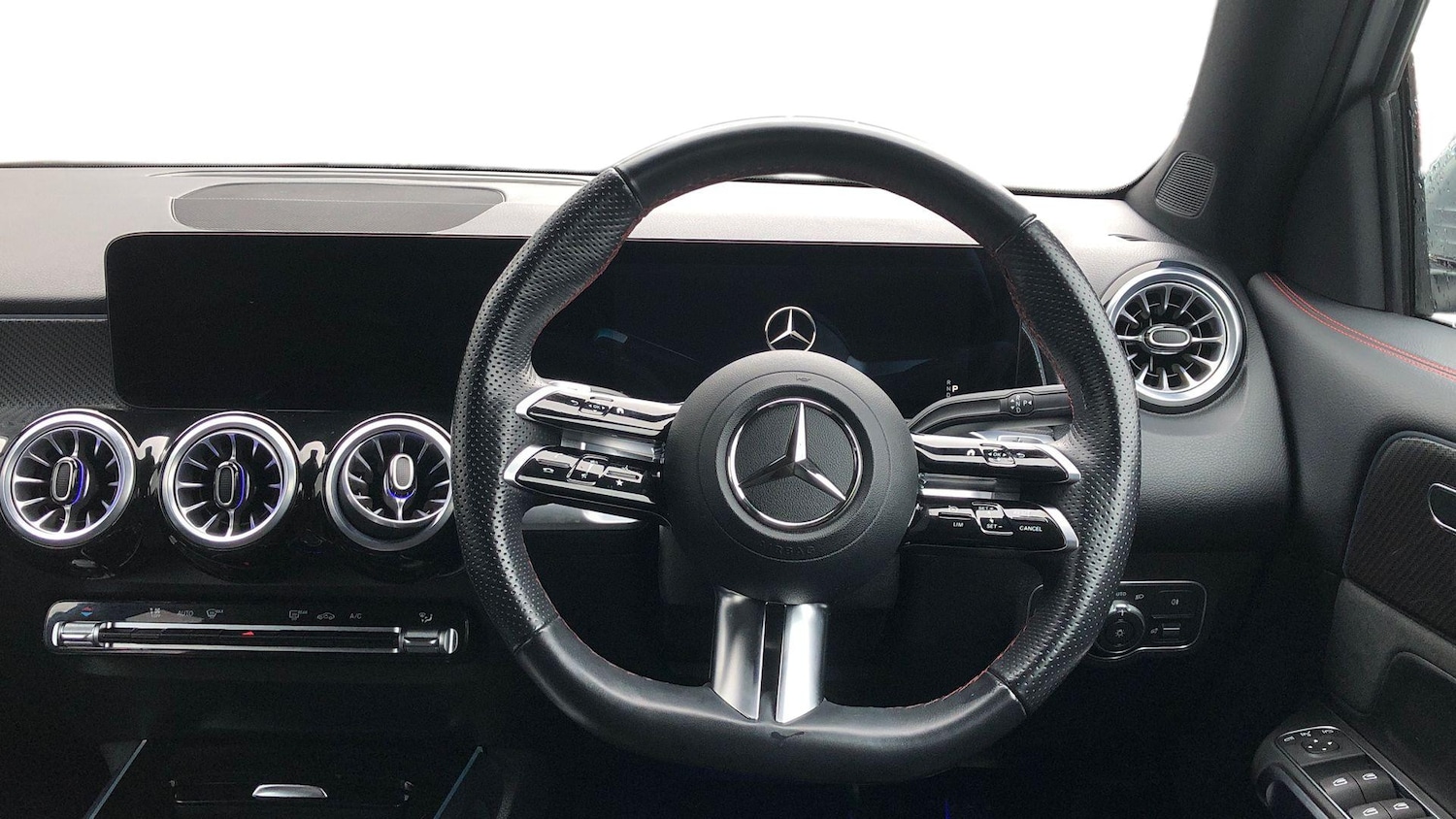 Used Mercedes-Benz GLB 2024 for sale - 77304807: Photo 9