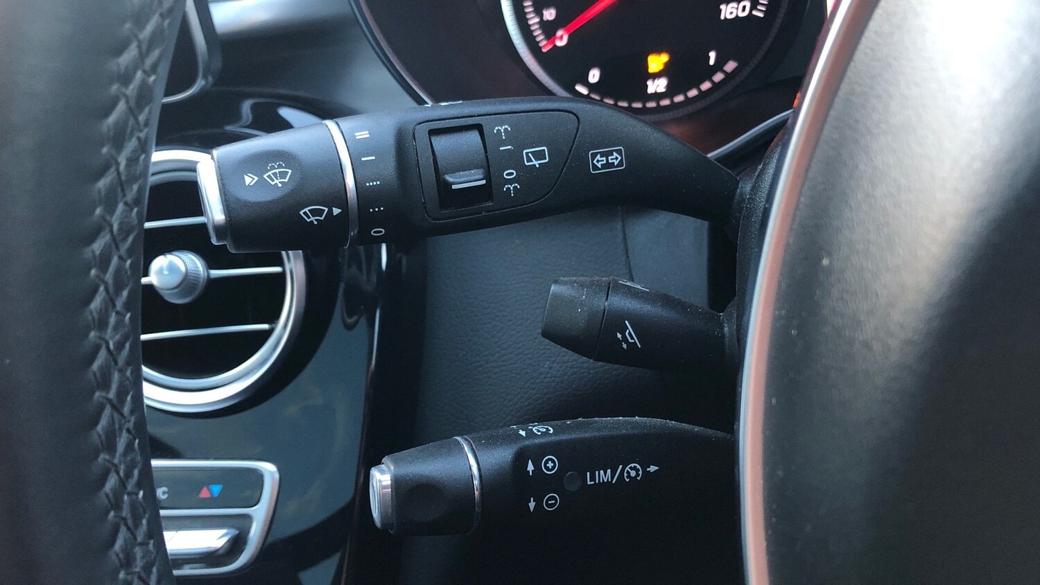 Used Mercedes-Benz C Class 2017 for sale - 76569636: Photo 37