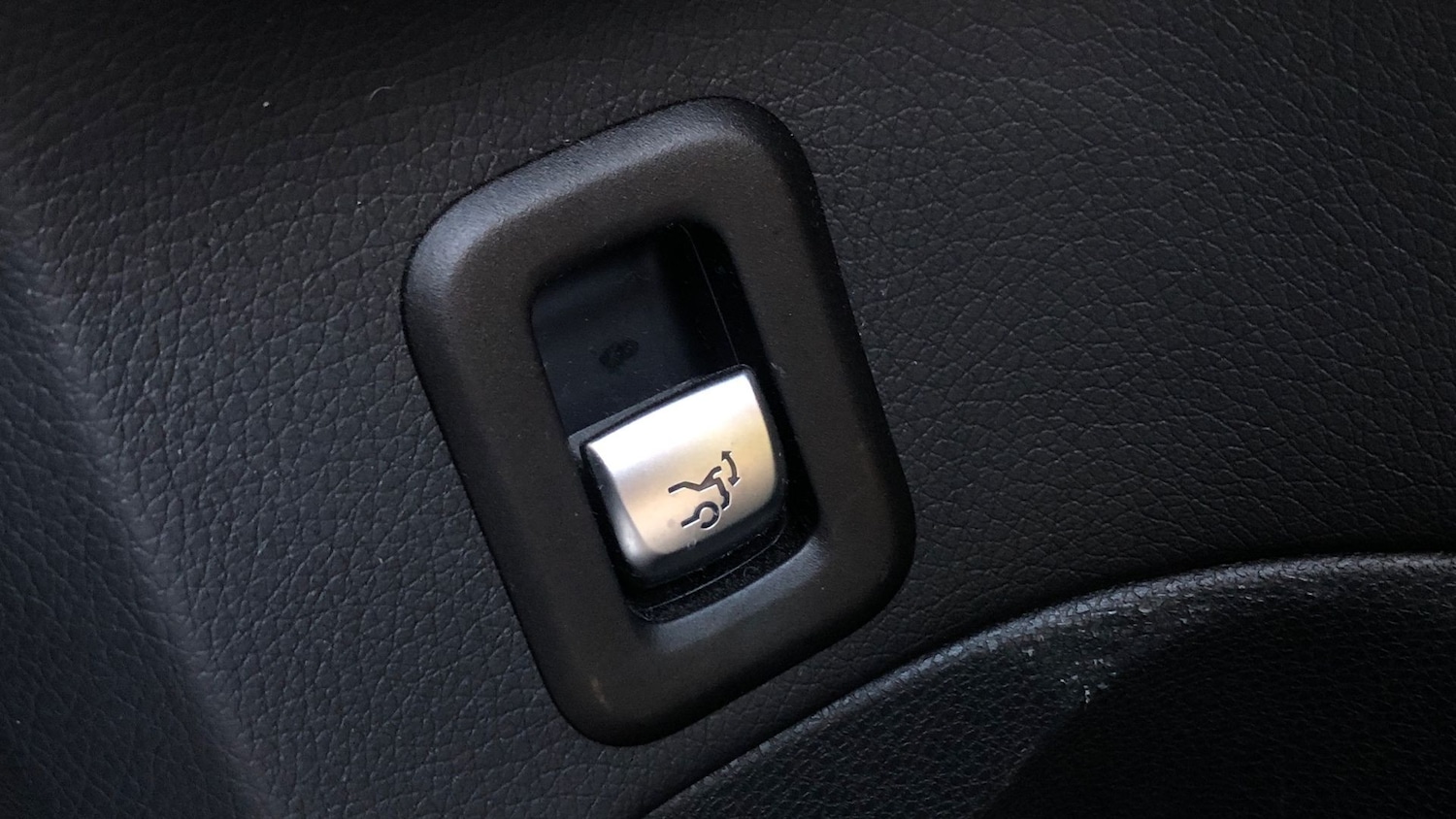 Used Mercedes-Benz C Class 2017 for sale - 76569636: Photo 40