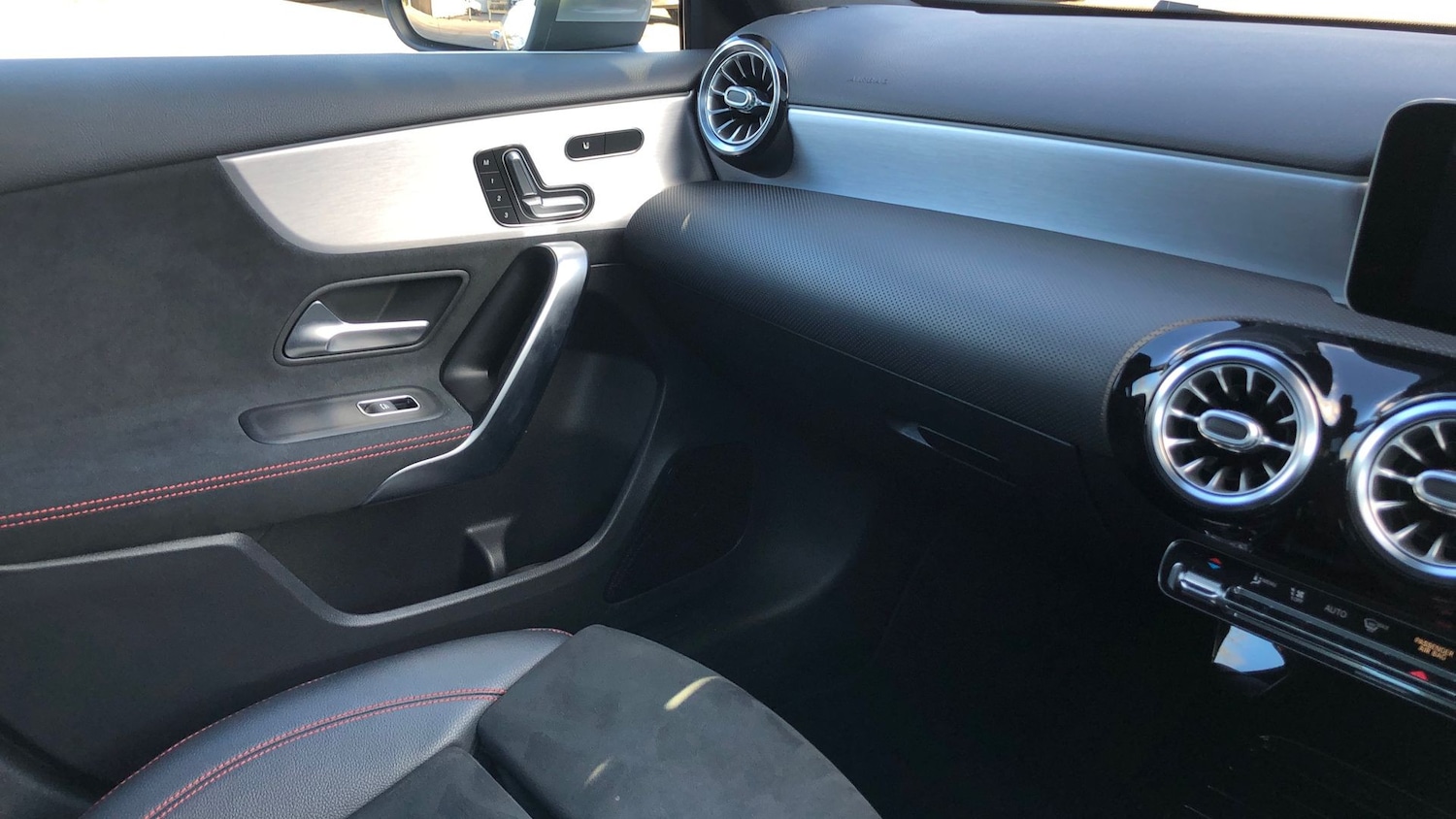 Used Mercedes-Benz A-Class 2020 for sale - 77733578: Photo 36