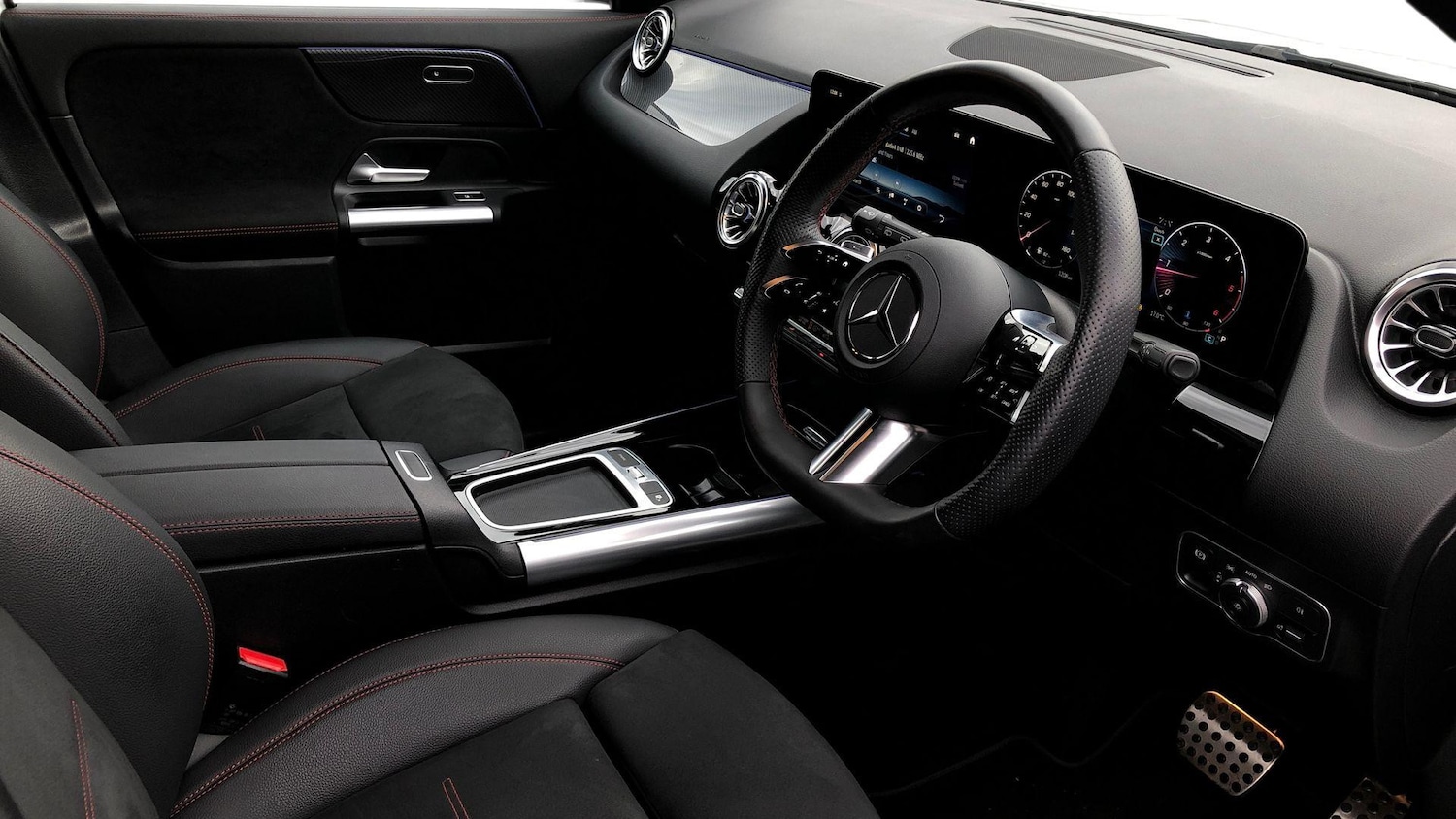 Used Mercedes-Benz GLA 2023 for sale - 77747513: Photo 3