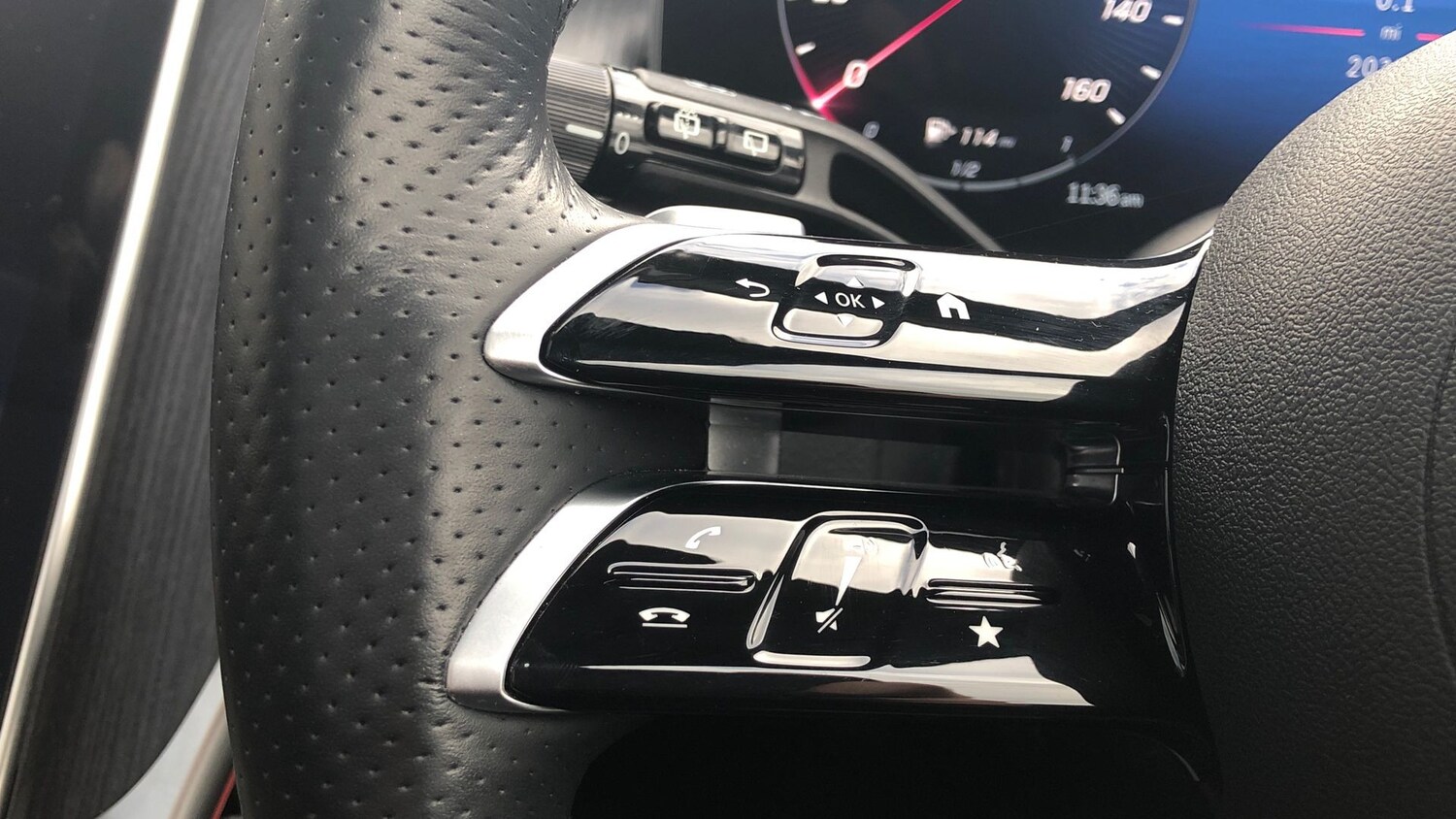 Used Mercedes-Benz GLC 2023 for sale - 76413478: Photo 19