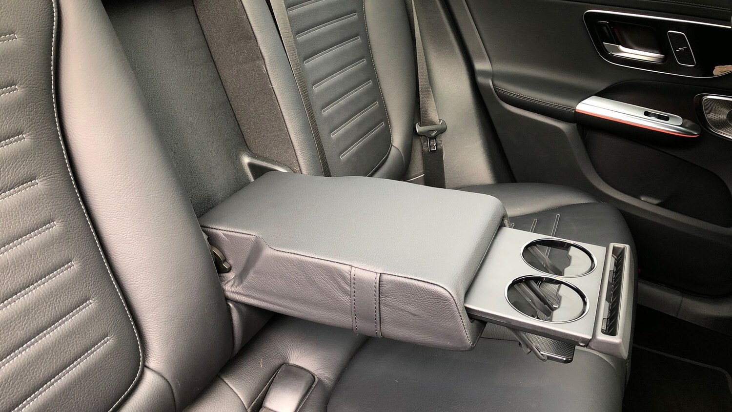 Used Mercedes-Benz GLC 2023 for sale - 76413478: Photo 22