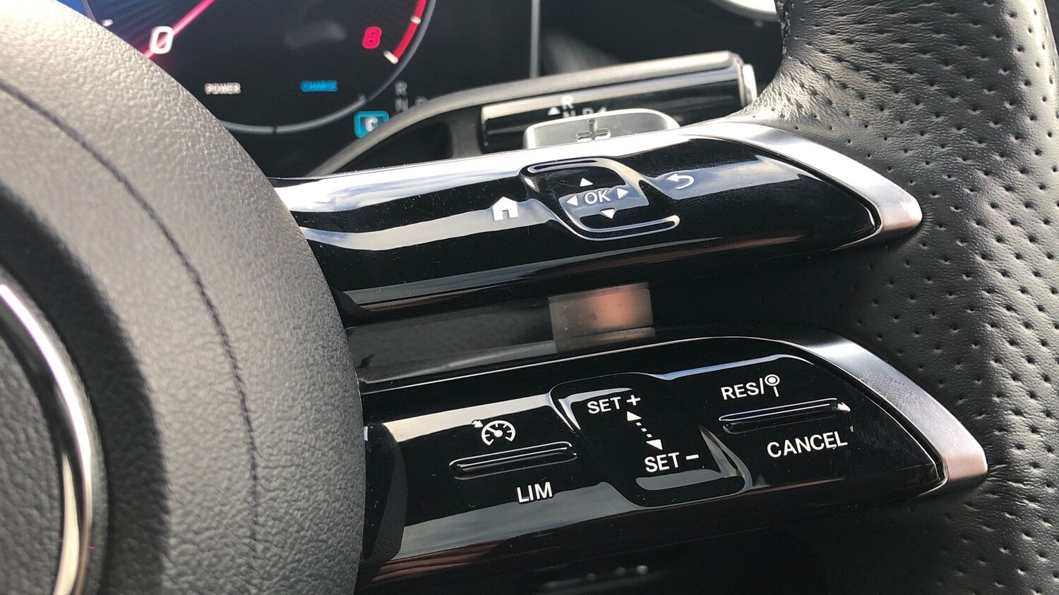 Used Mercedes-Benz GLC 2023 for sale - 76413478: Photo 24