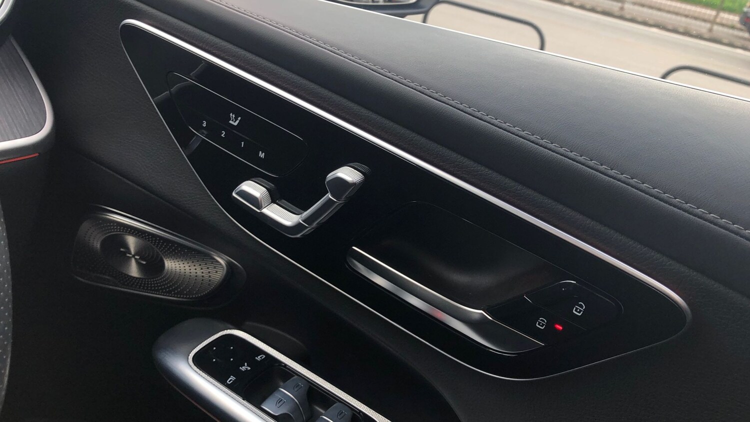 Used Mercedes-Benz GLC 2023 for sale - 76413478: Photo 25