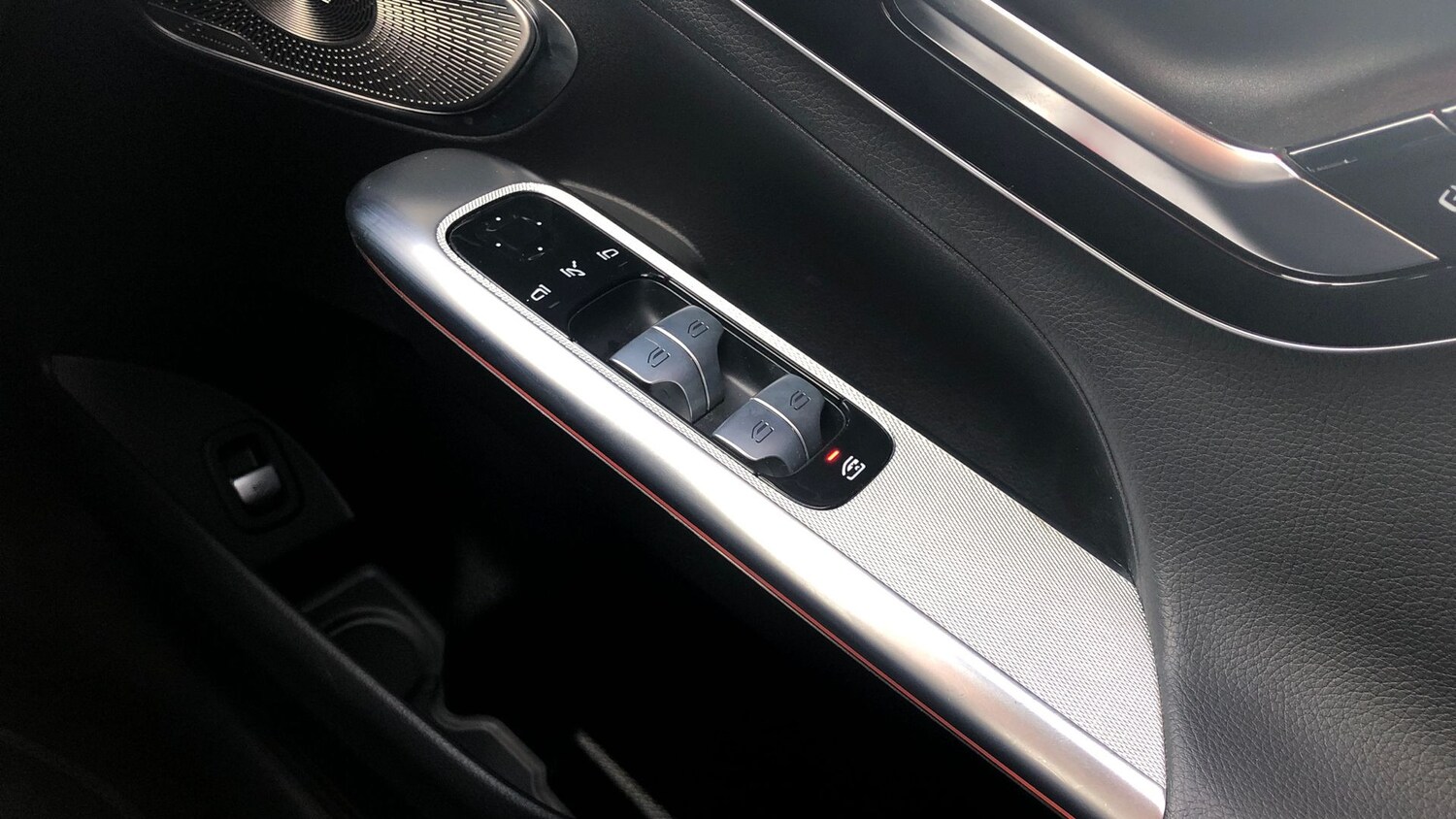 Used Mercedes-Benz GLC 2023 for sale - 76413478: Photo 26