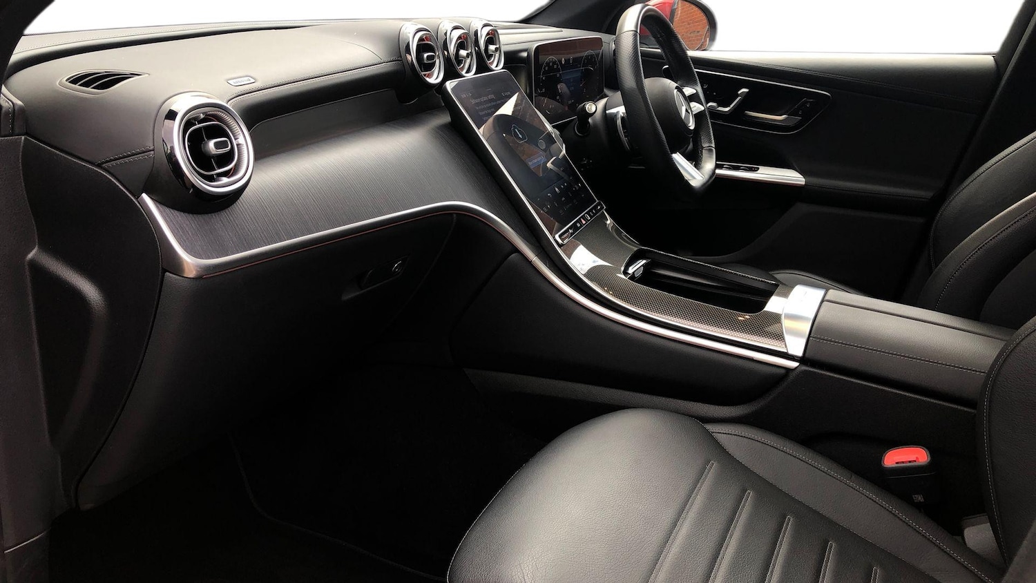 Used Mercedes-Benz GLC 2023 for sale - 76413478: Photo 8