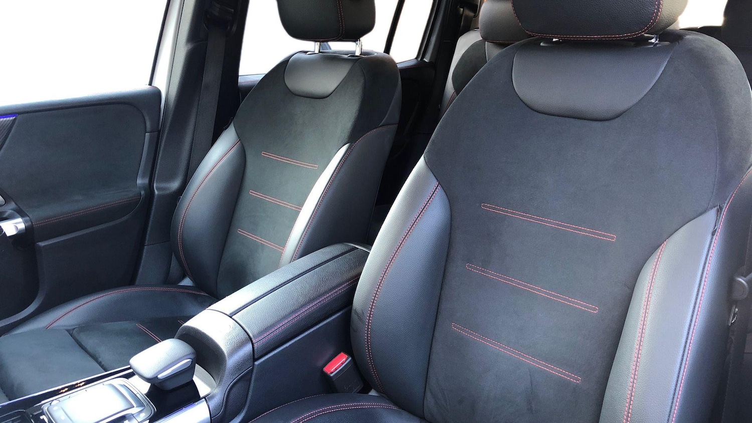 Used Mercedes-Benz GLB 2023 for sale - 77595759: Photo 11