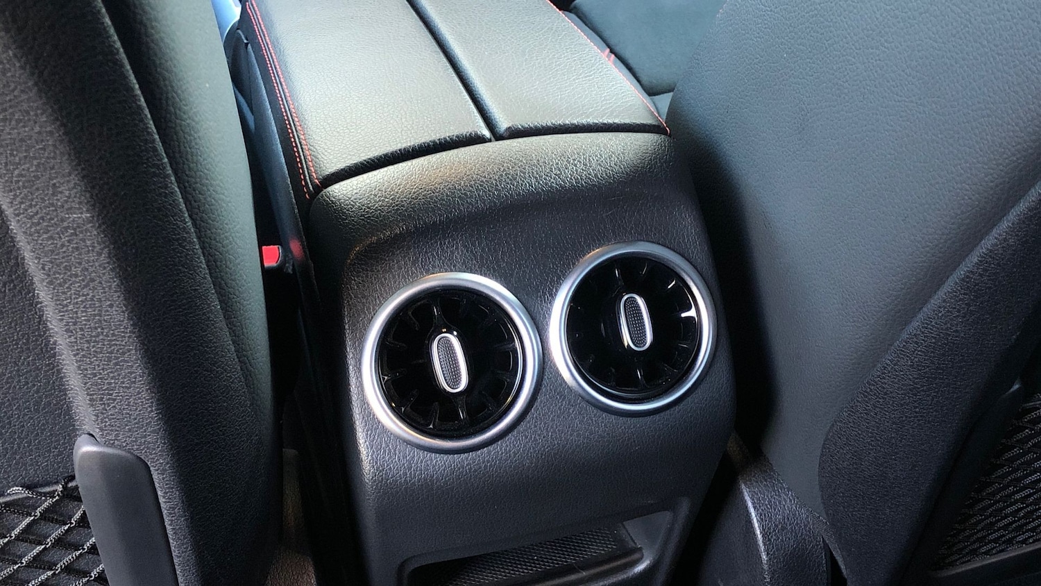 Used Mercedes-Benz GLB 2023 for sale - 77595759: Photo 21