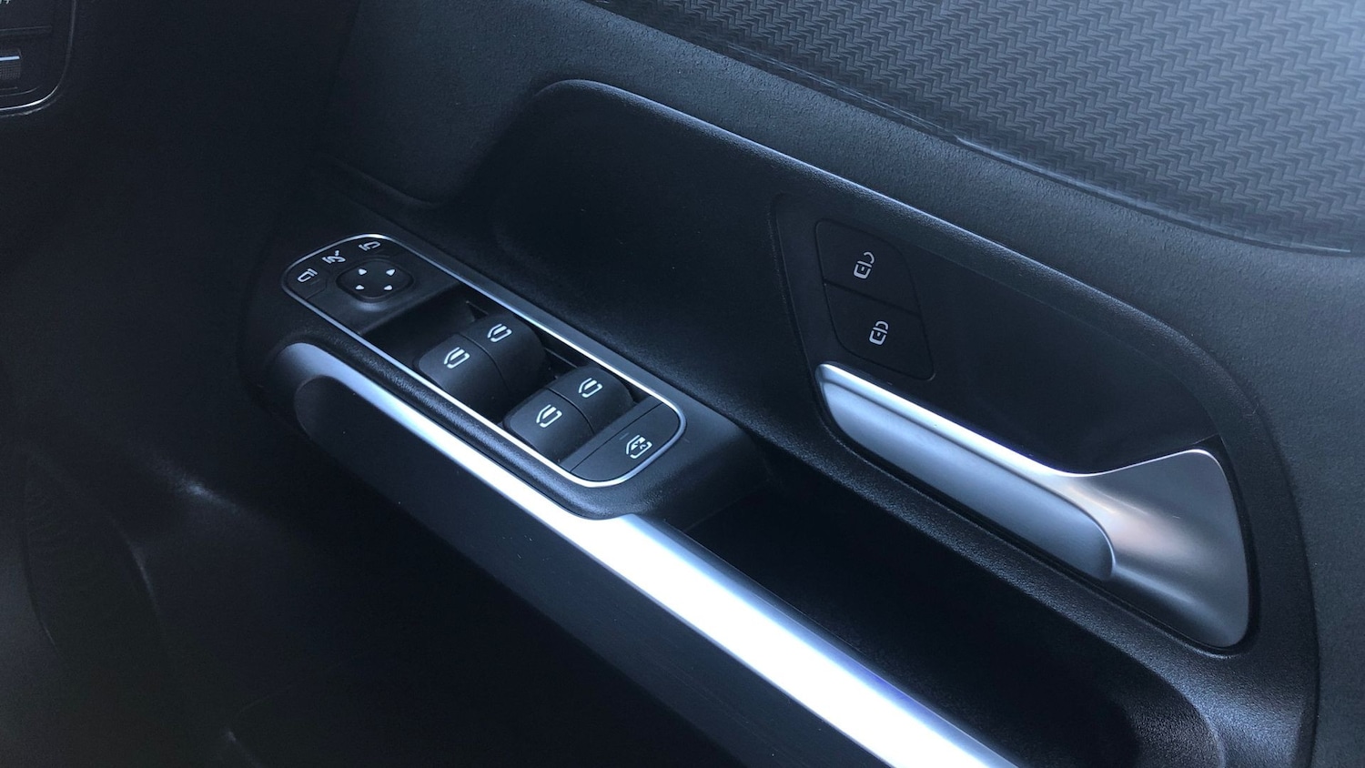 Used Mercedes-Benz GLB 2023 for sale - 77595759: Photo 25