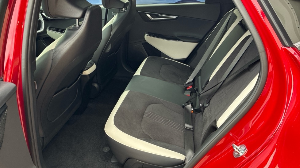 Used Kia EV6 2023 for sale - 76415213: Photo 10