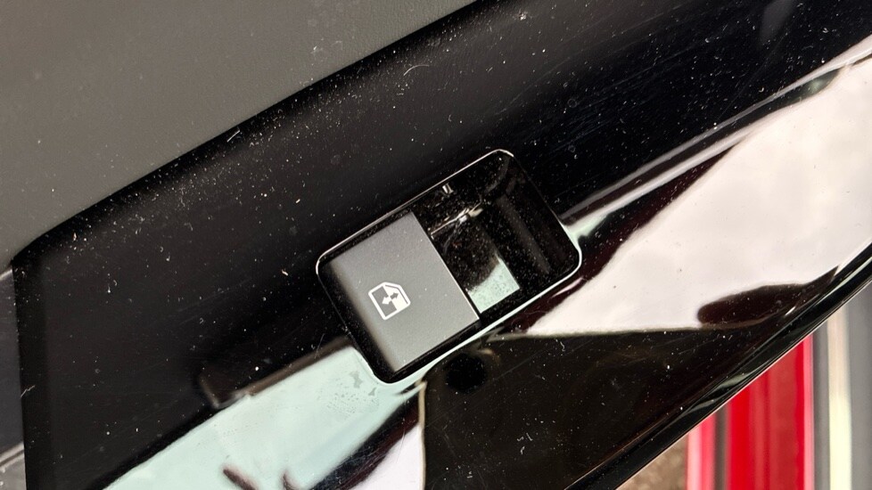 Used Kia EV6 2023 for sale - 76415213: Photo 19