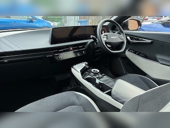 Used Kia EV6 2023 for sale - 76415213: Photo